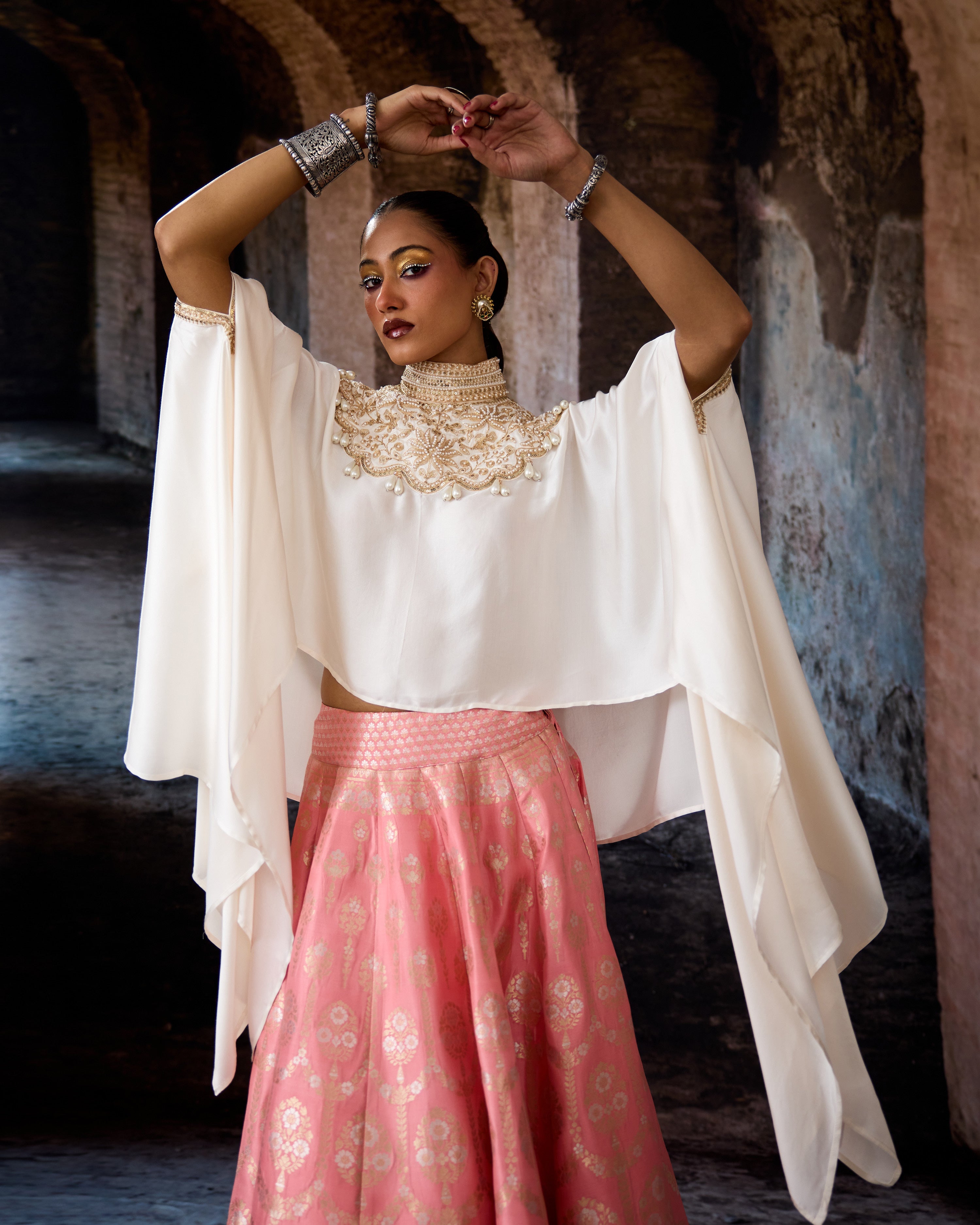 Bethari : Vanya/Leela - Blush Pink