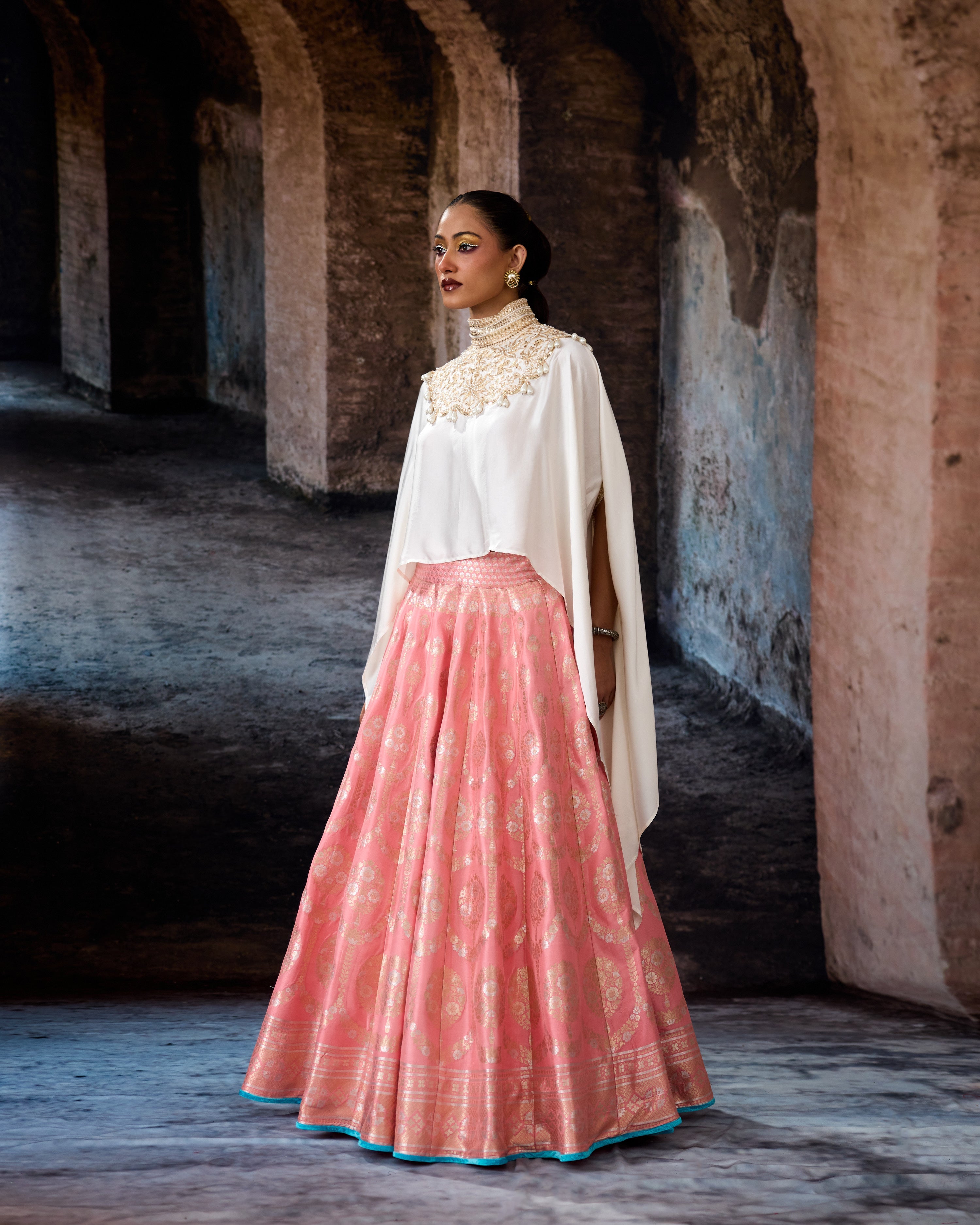 Bethari : Vanya/Leela - Blush Pink