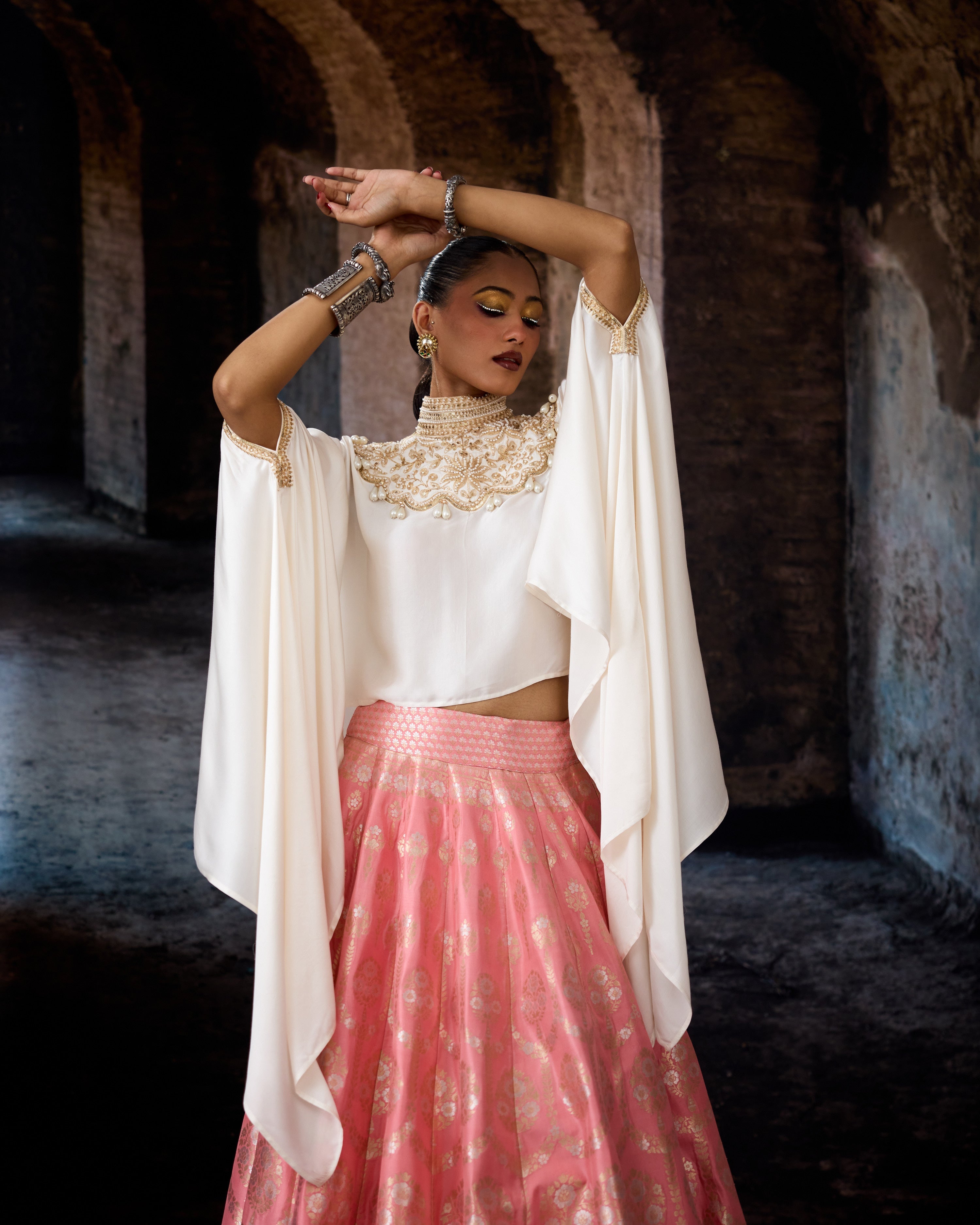 Bethari : Vanya/Leela - Blush Pink