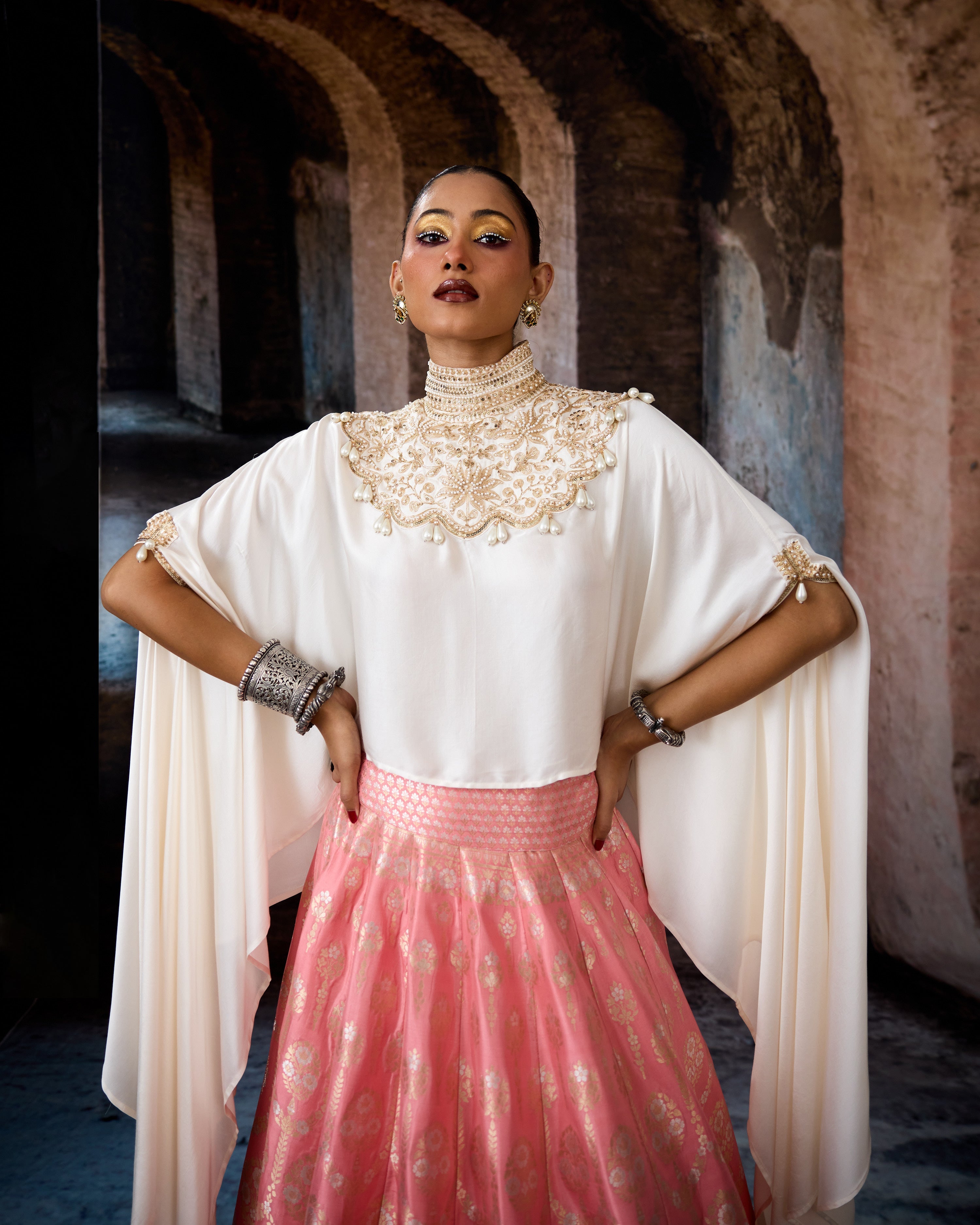 Bethari : Vanya/Leela - Blush Pink