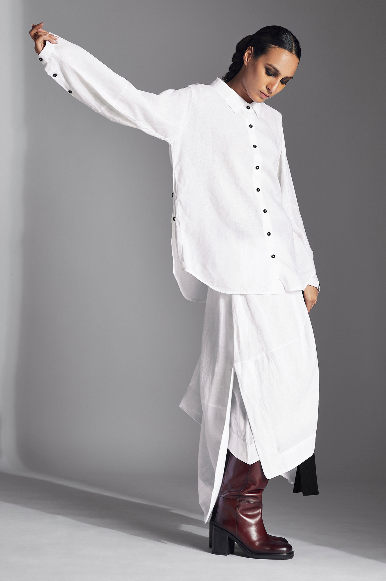 Leor Shirt in White Linen