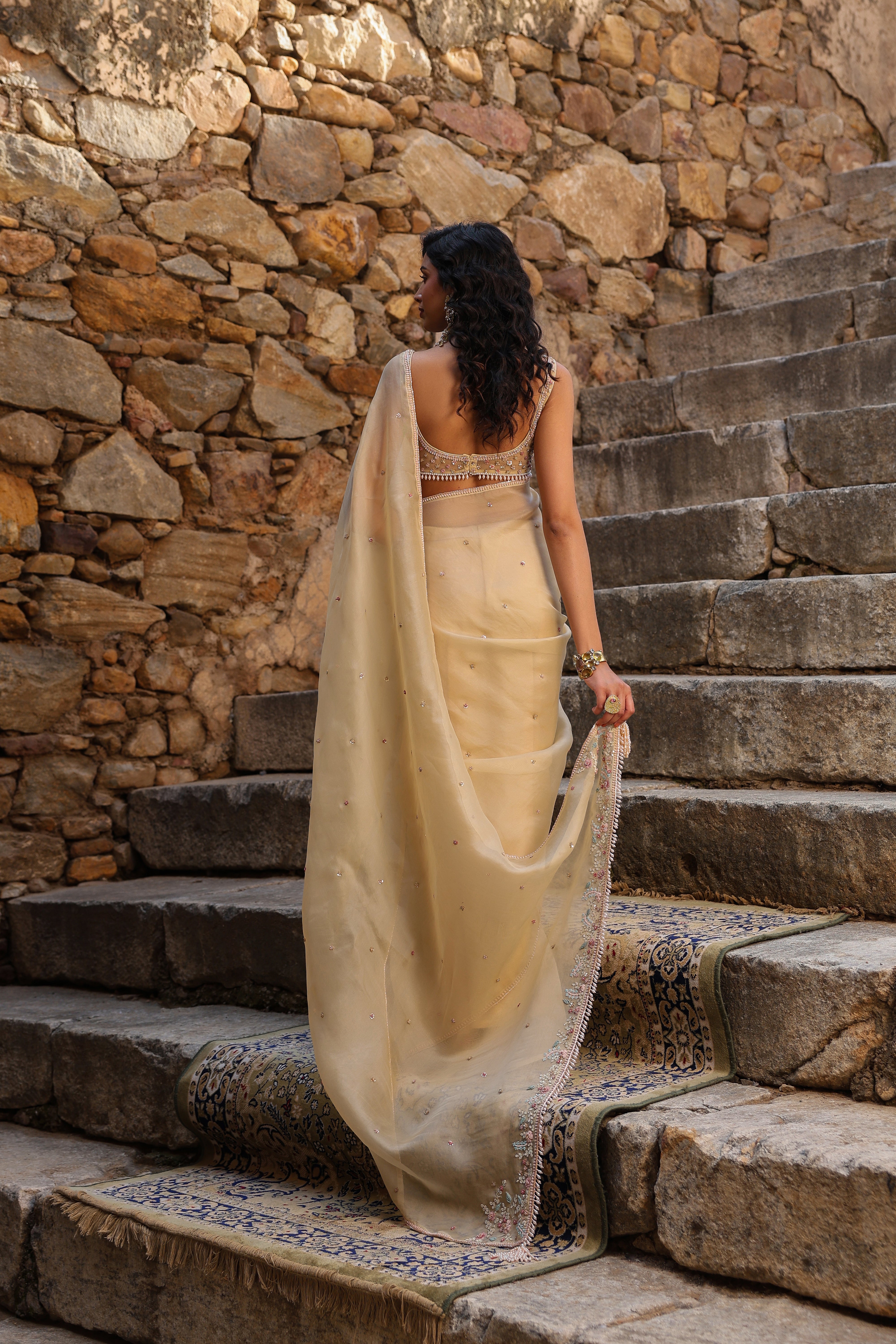 Vaayu Beige Multicolor Butti Saree Set
