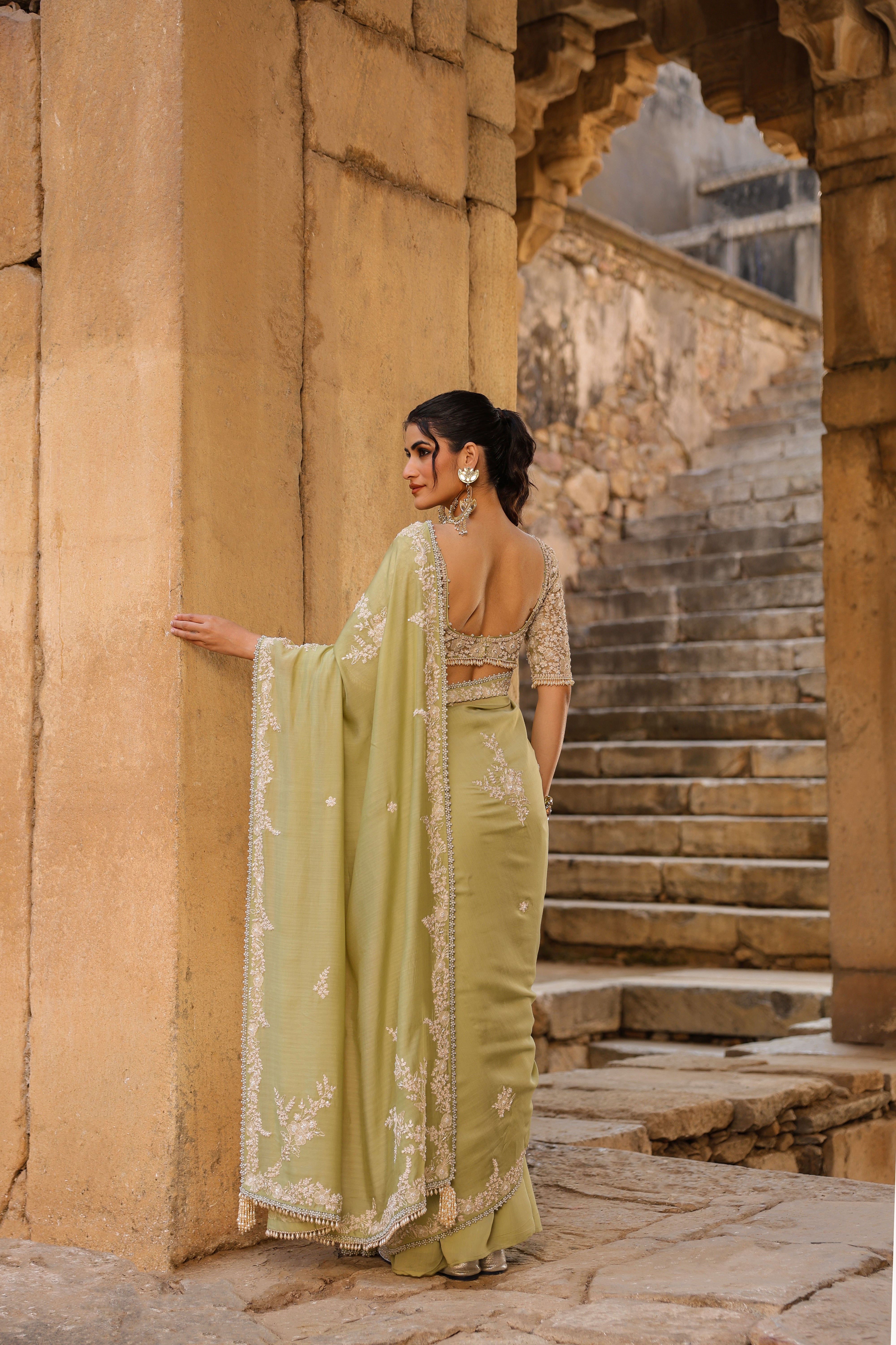 Vaayu Green Bail Buti Saree Set