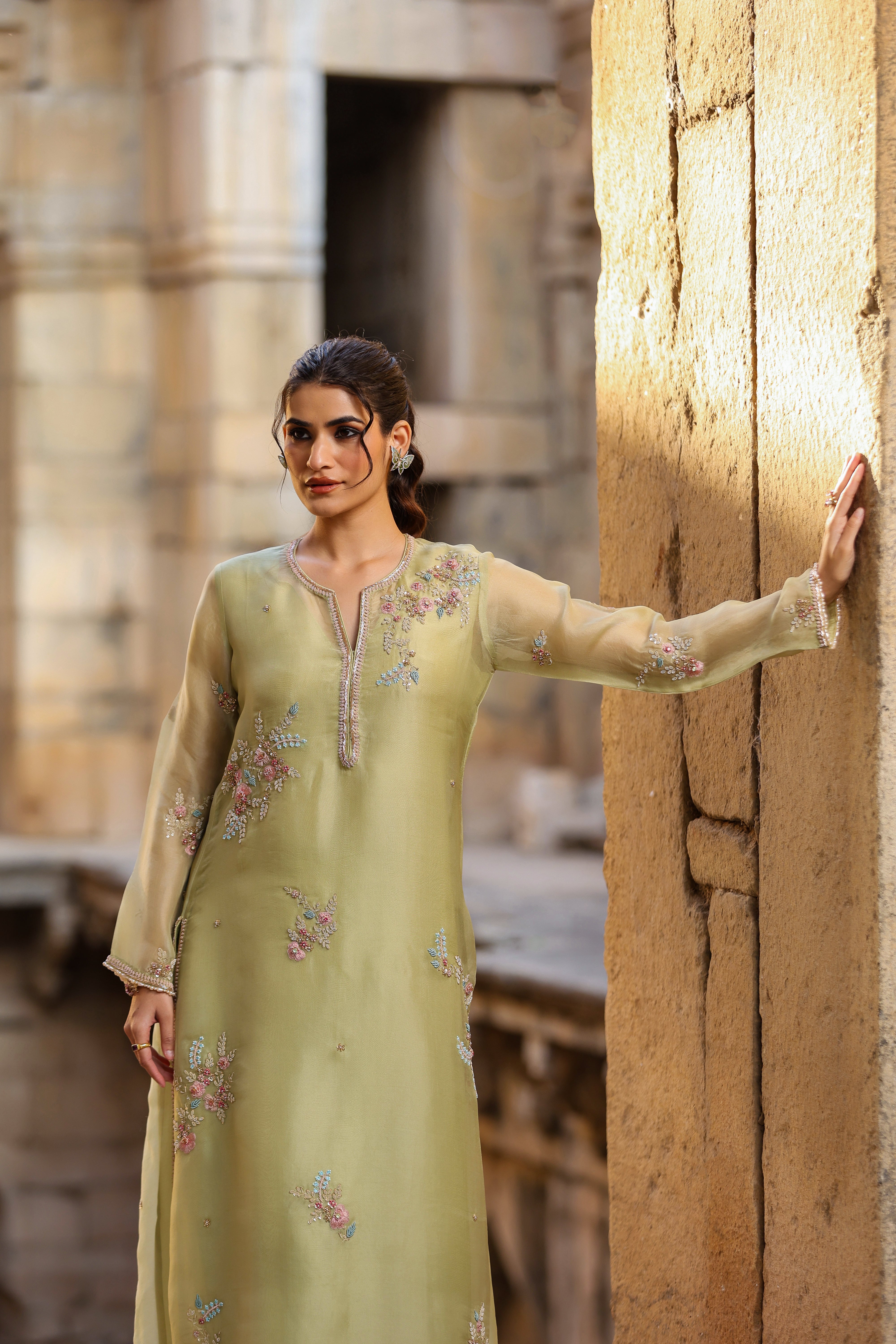 Vaayu Green Phool Kurta Set