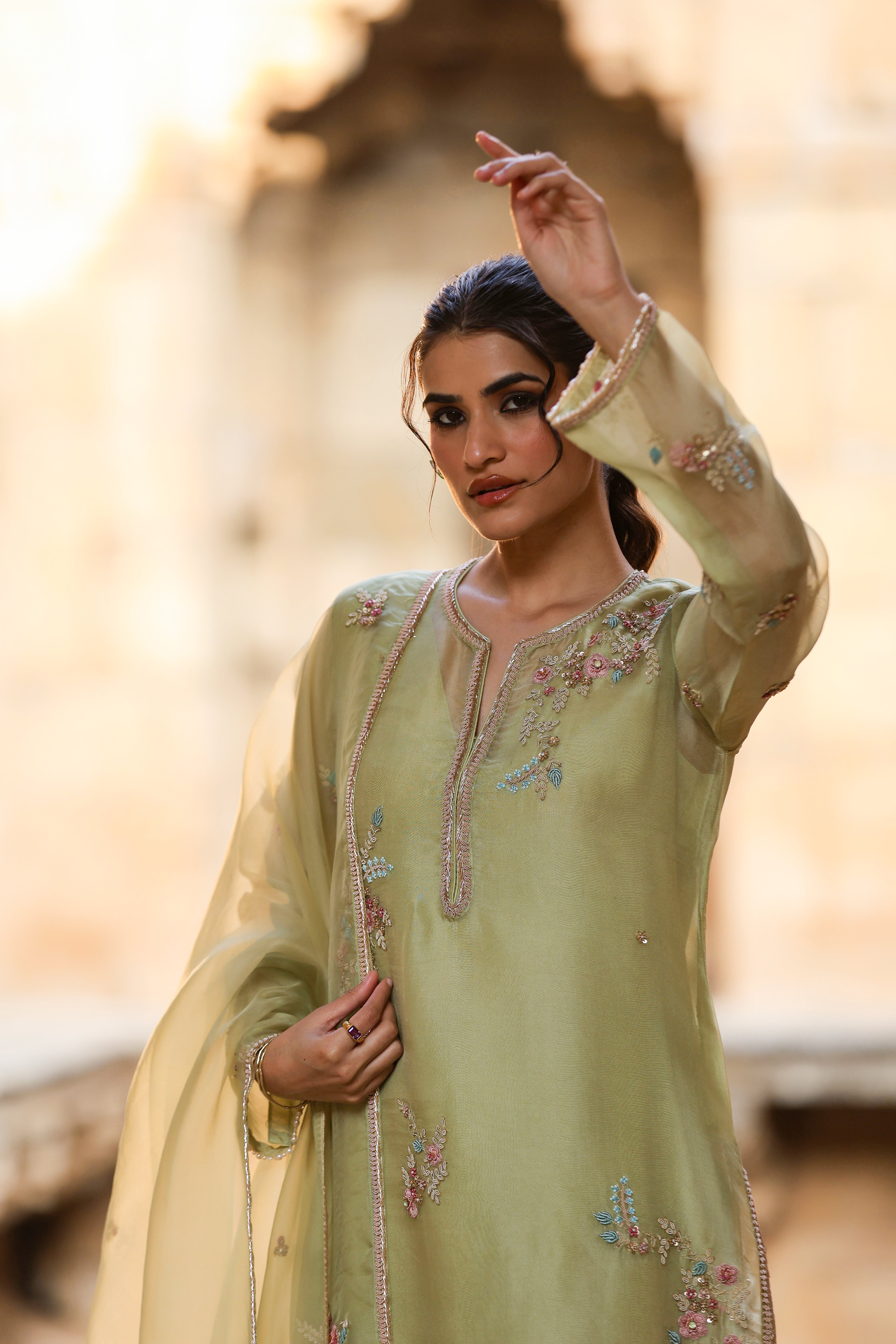 Vaayu Green Phool Kurta Set