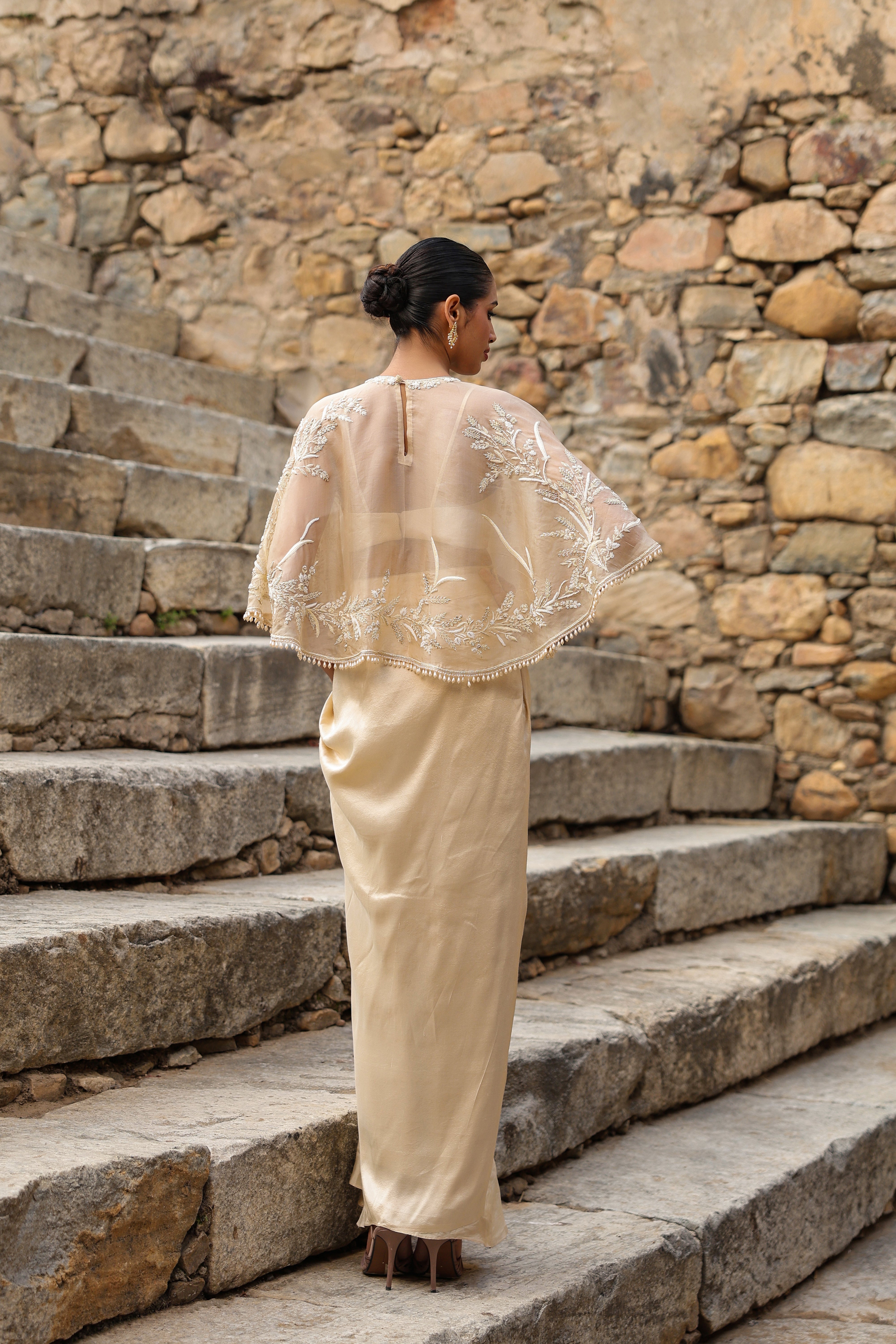 Vaayu Beige Cape Set