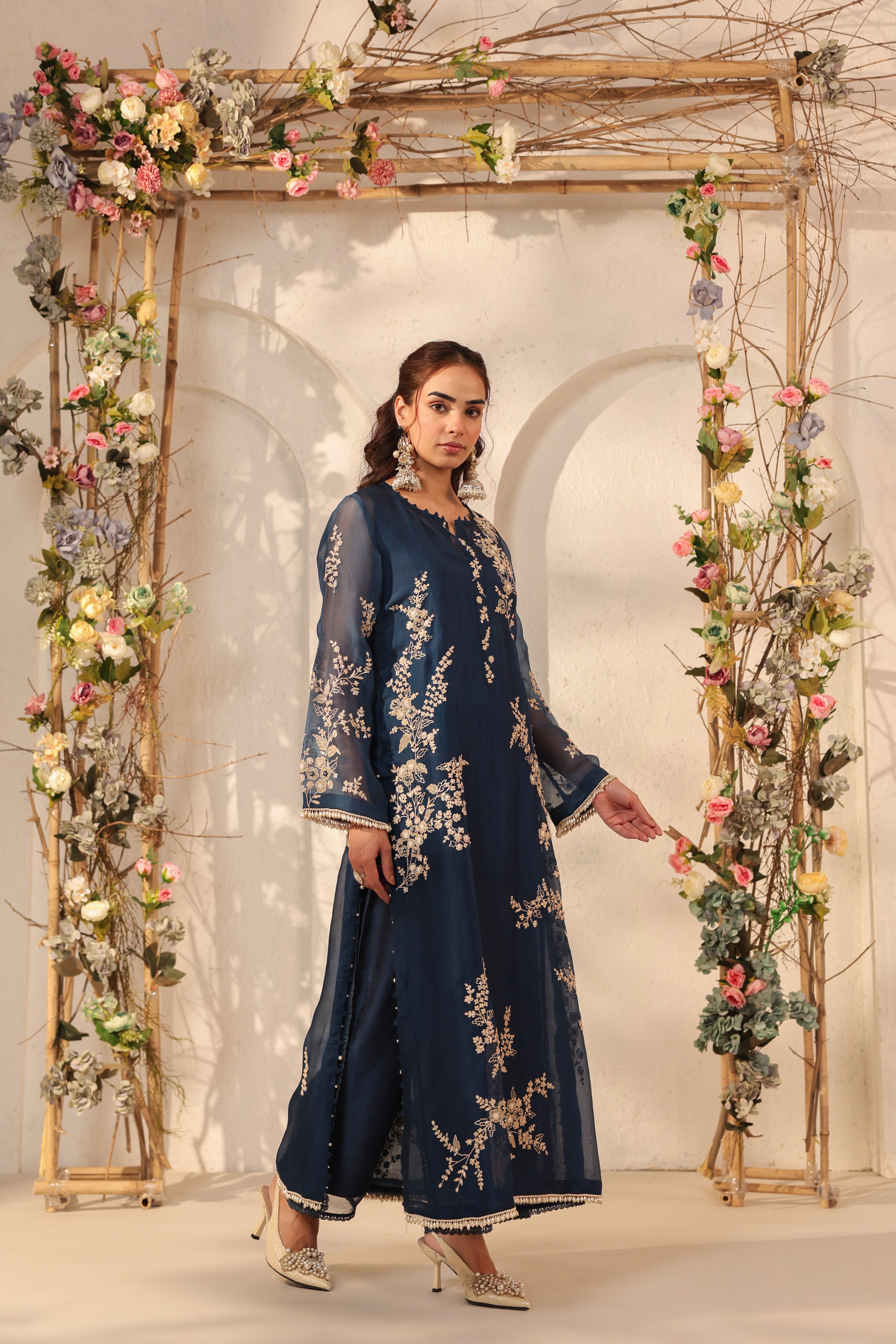 Vaayu Dark Blue Jaal Straight kurta Set