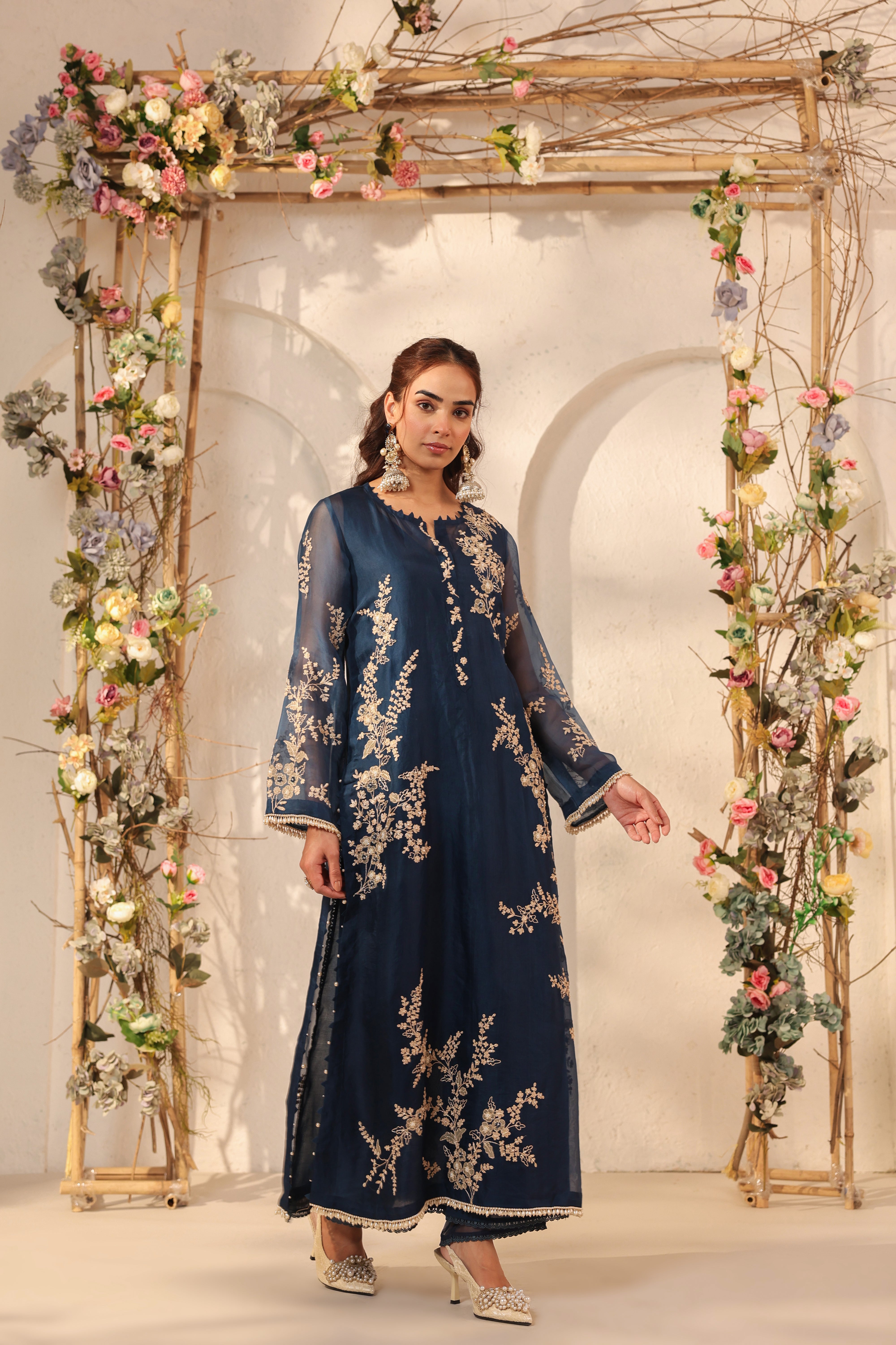 Vaayu Dark Blue Jaal Straight kurta Set