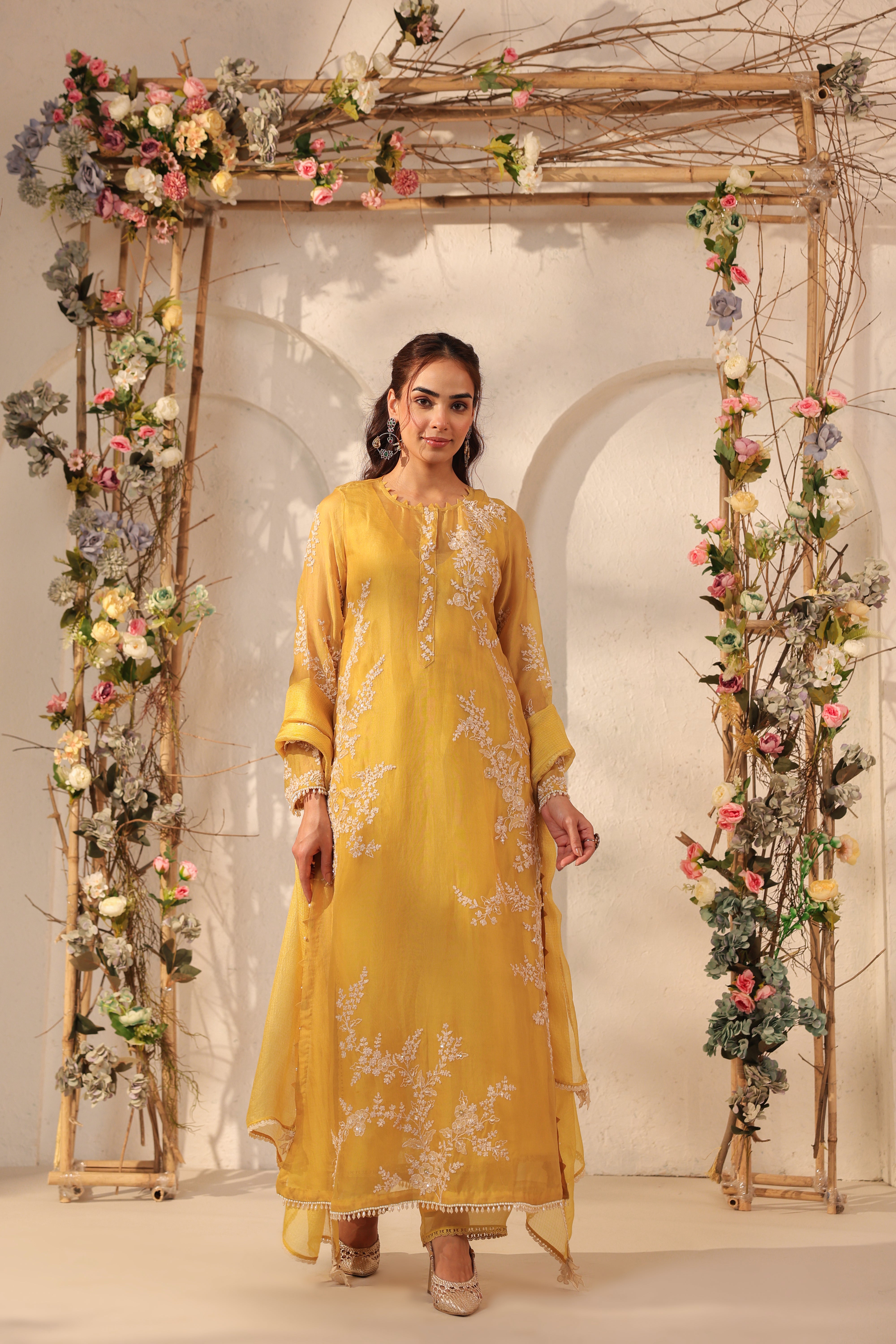 Vaayu Yellow Jaal Straight kurta Set
