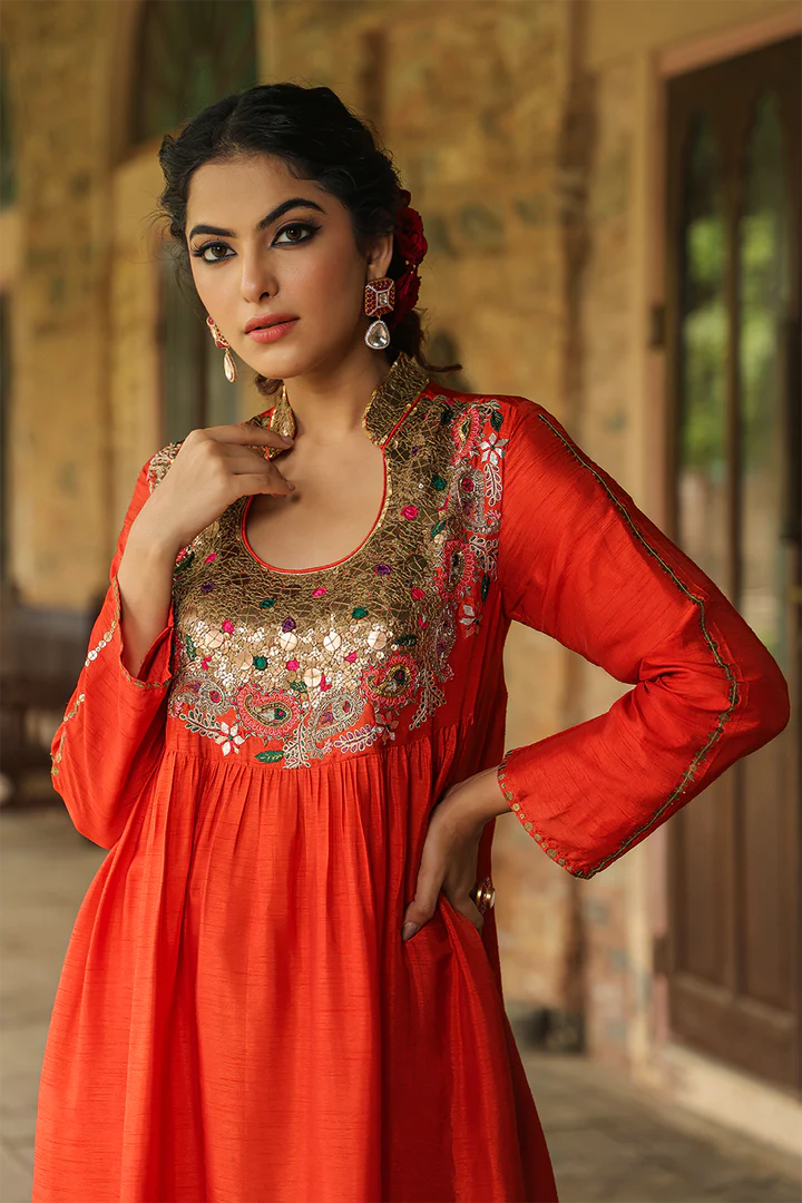 Orange Zardozi Paisley Matka Neck (Chunnat)