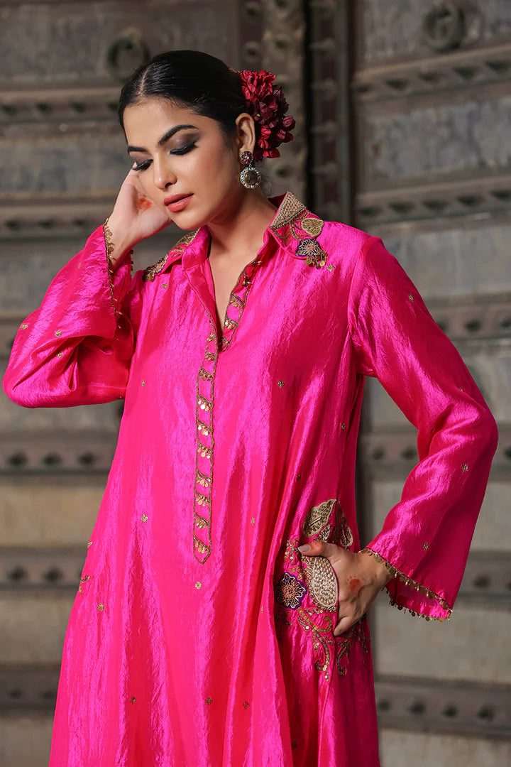 Cheent Embroidery Solid Collar Pocket Kurta Set