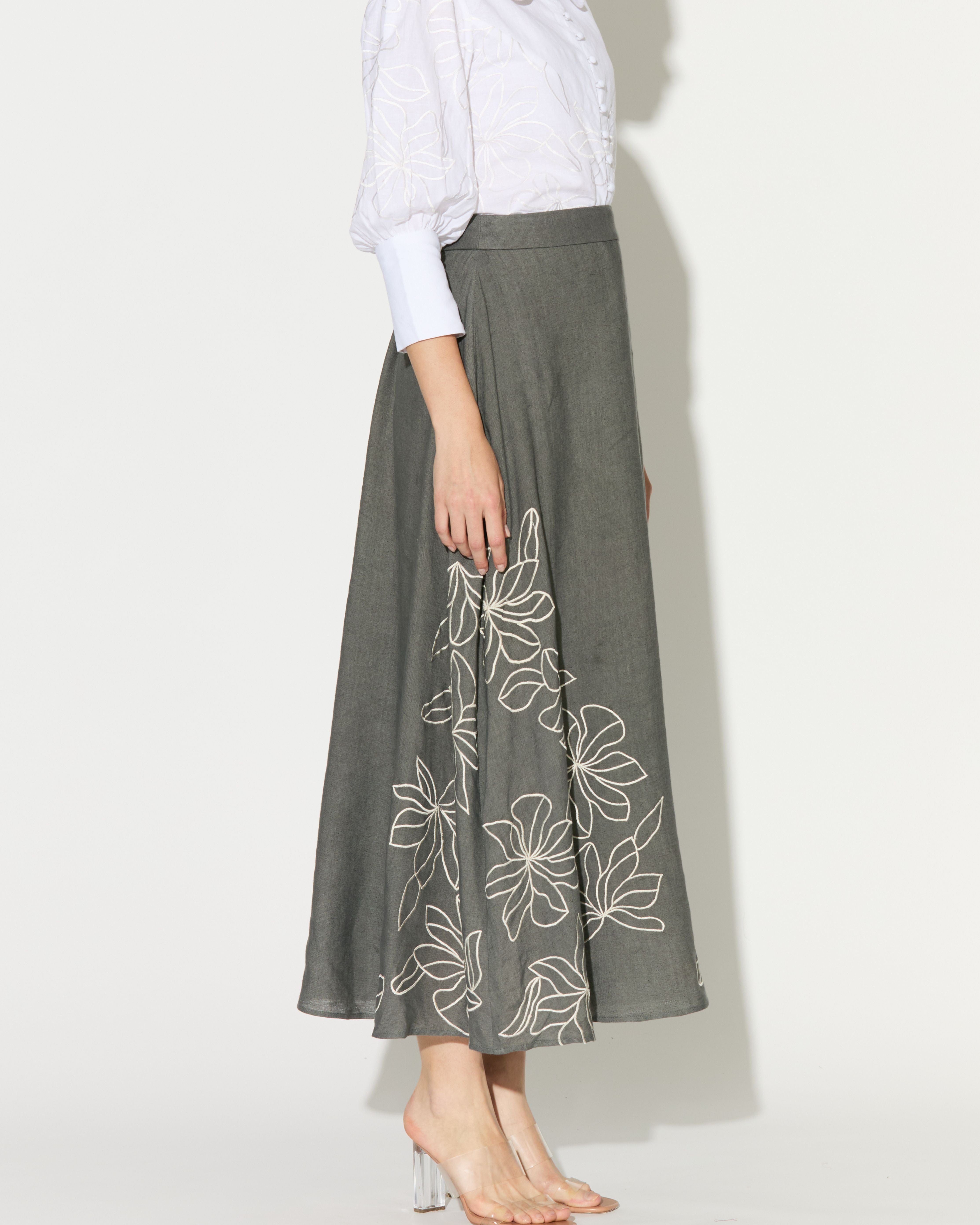 GREY EMBROIDERED SKIRT