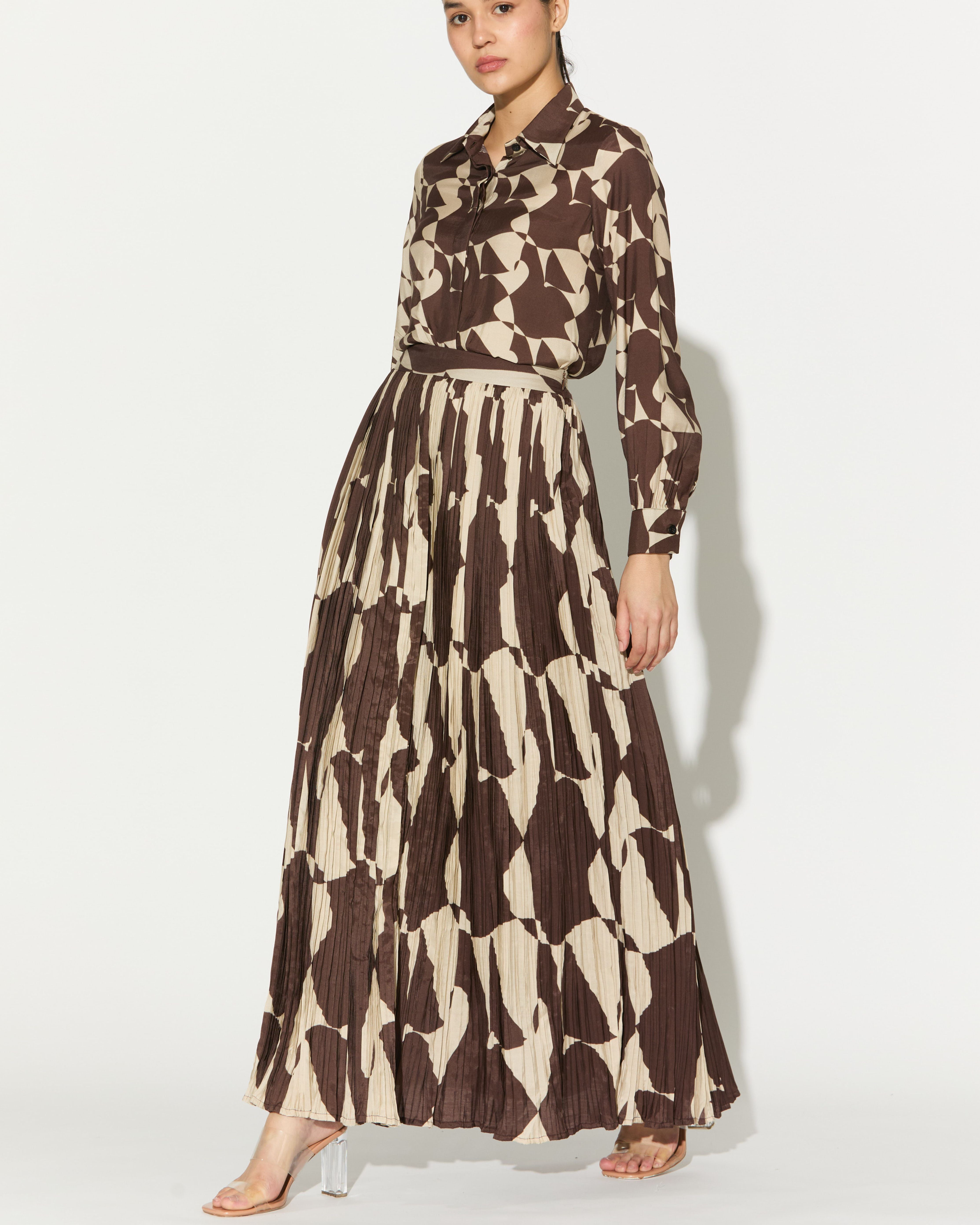 BROWN AND WHITE ABSTRACT CRINKLED SKIRT