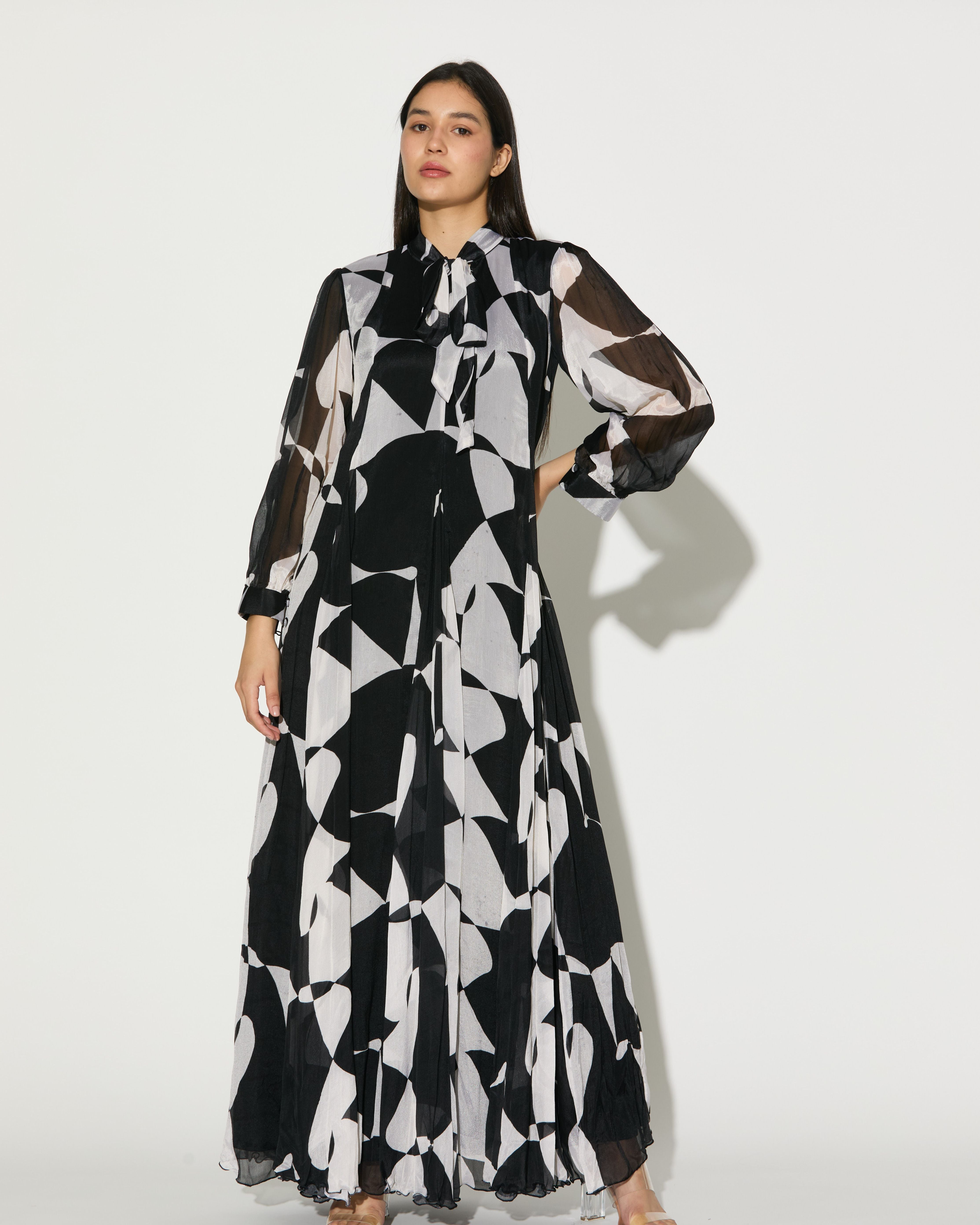 BLACK AND WHITE ABSTRACT LONG DRESS