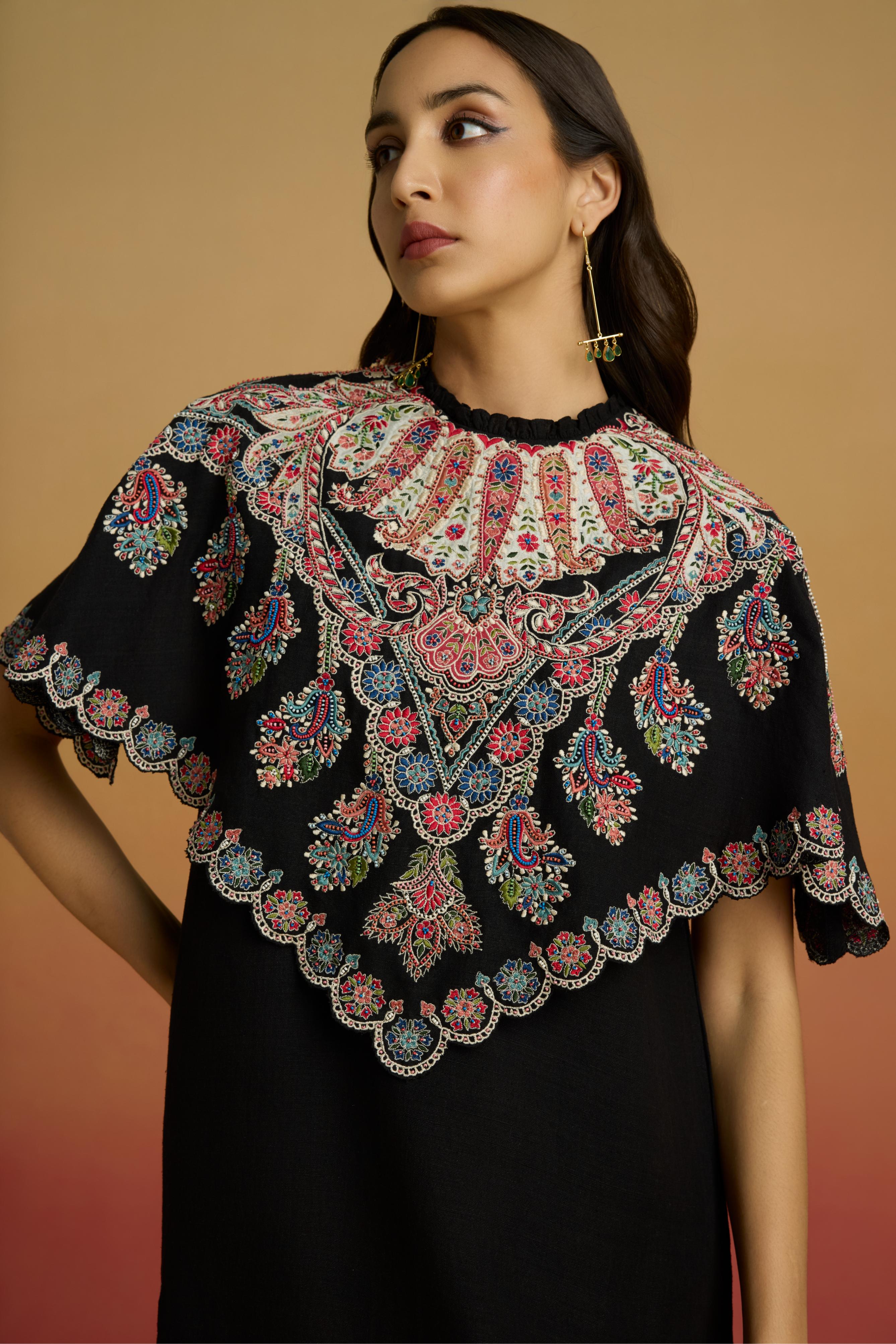 BLACK APPLIQUE CAPE SHORT DRESS