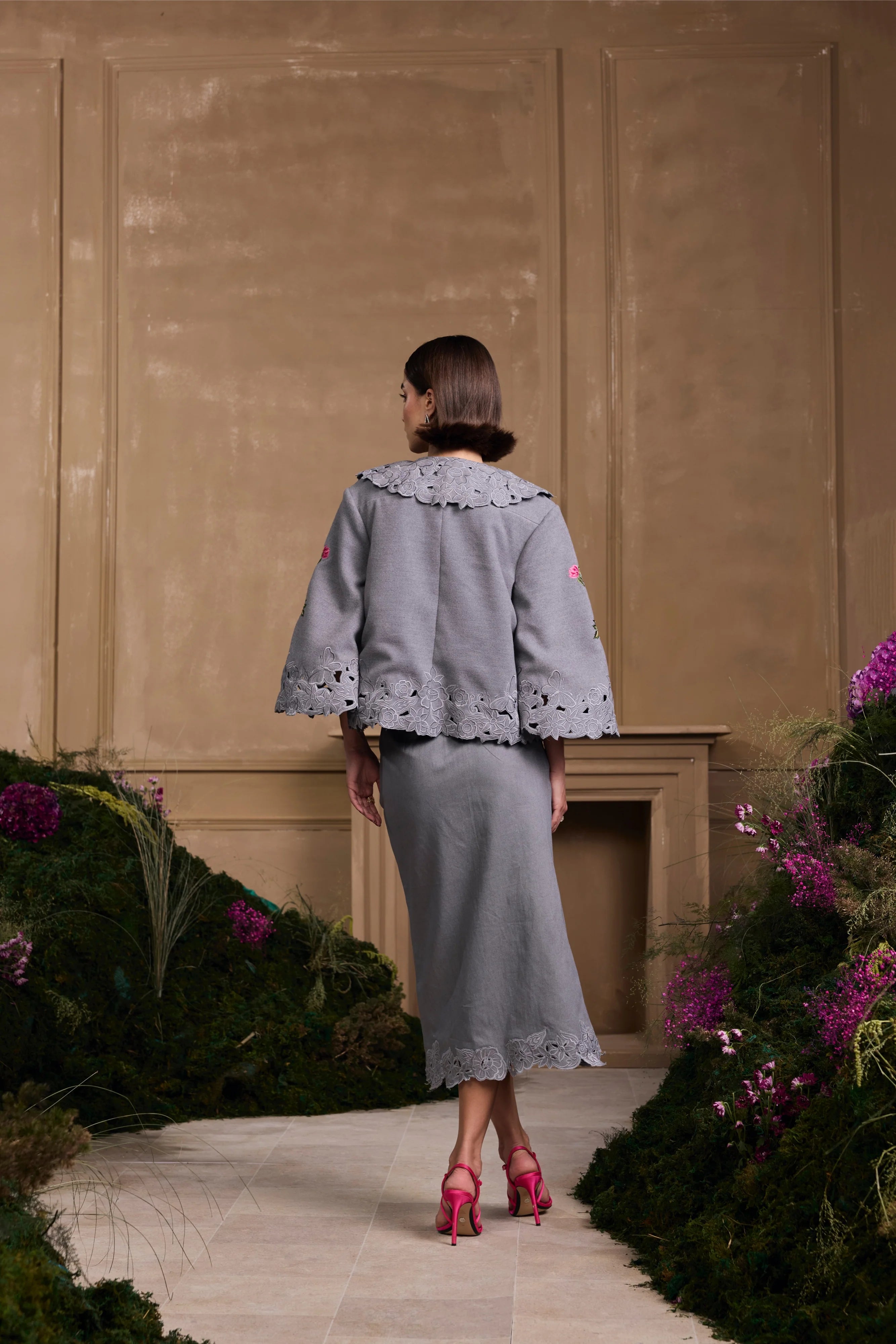 GREY ROSE THREADWORK SHORT JACKET & SKIRT