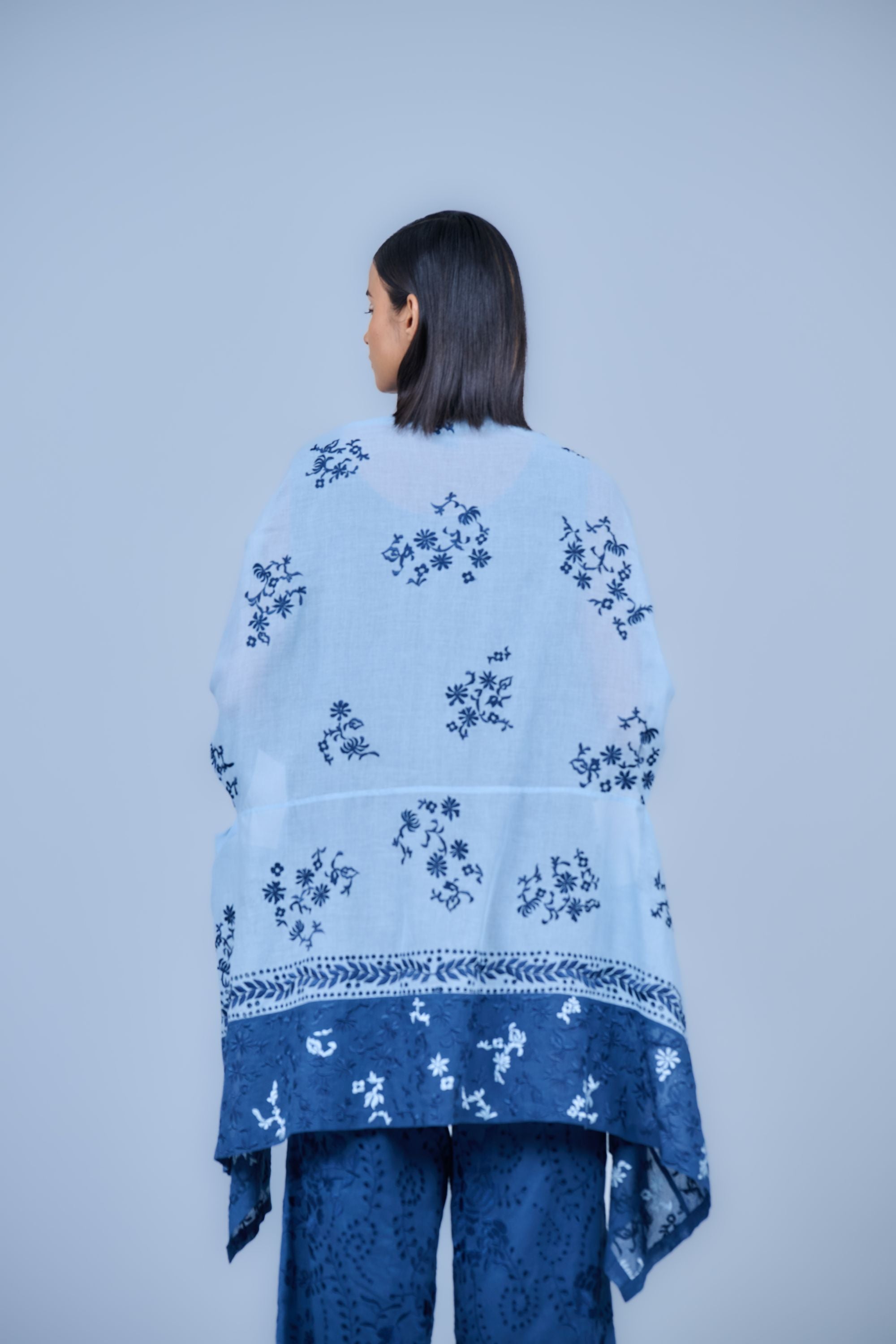 Ice Spc Handloom Cotton Cape