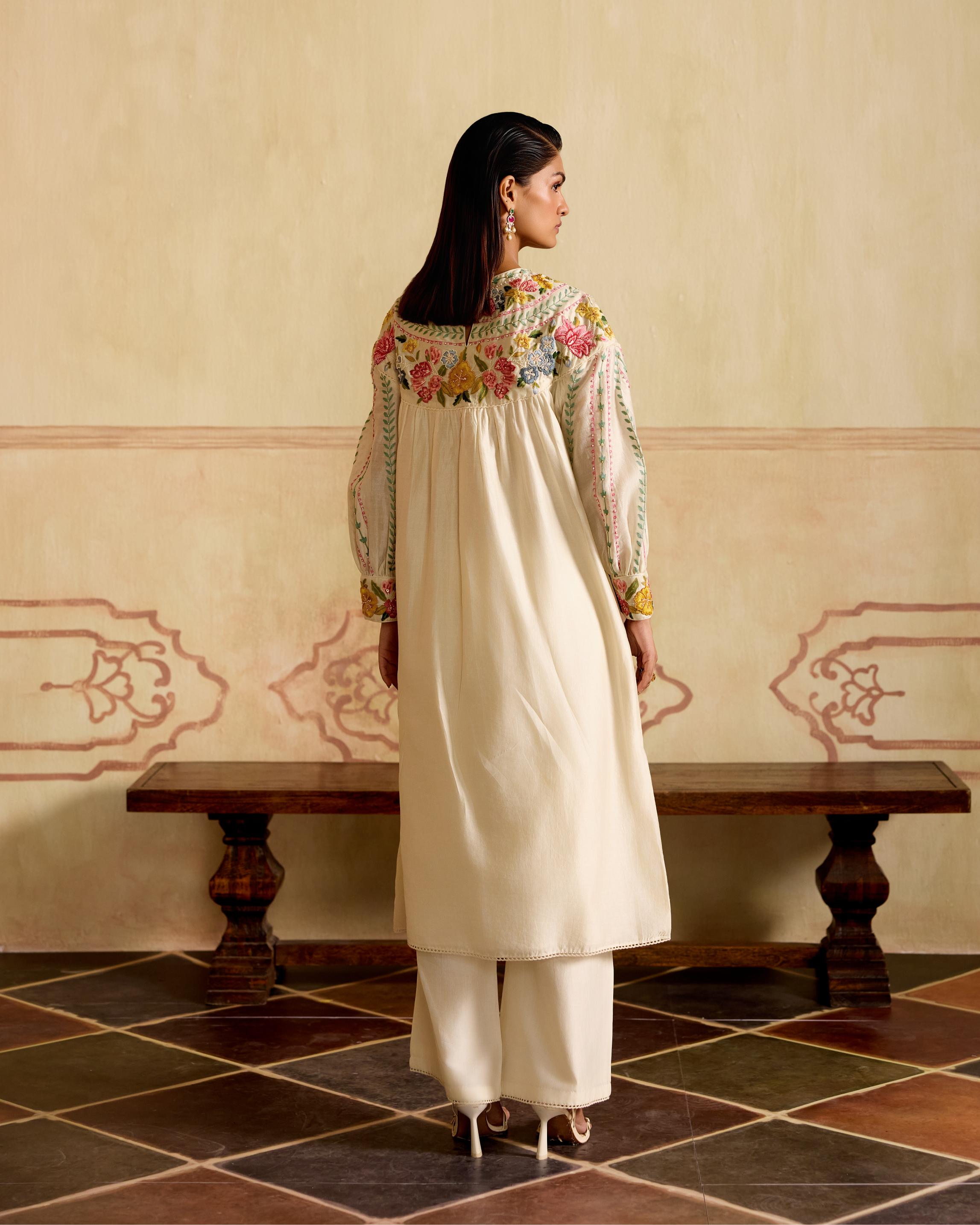 IVORY FLORALS & STRIPES YOKE DETAIL KURTA WITH CUTWORK PANTS