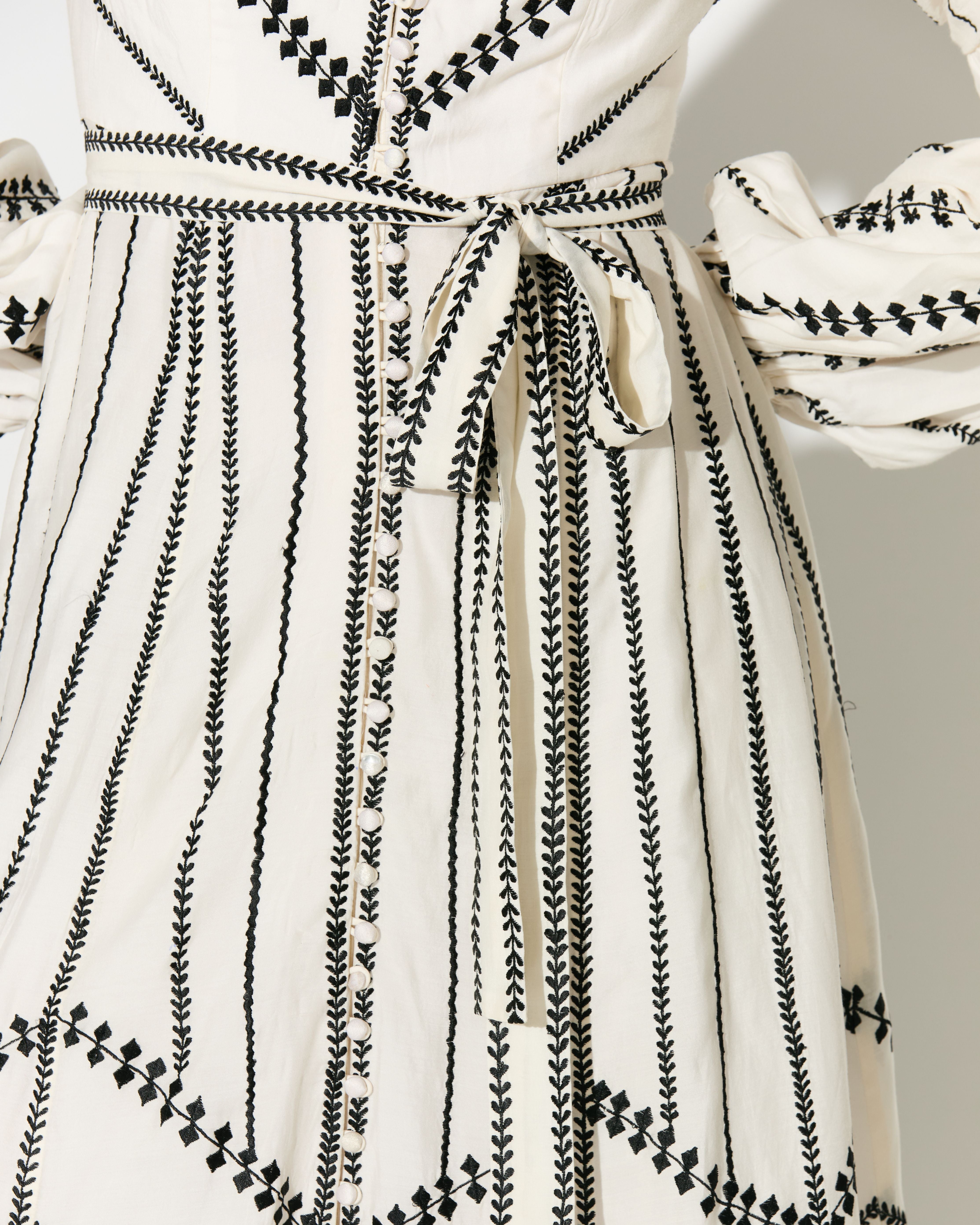 OFF WHITE EMBROIDERED SHIRT DRESS