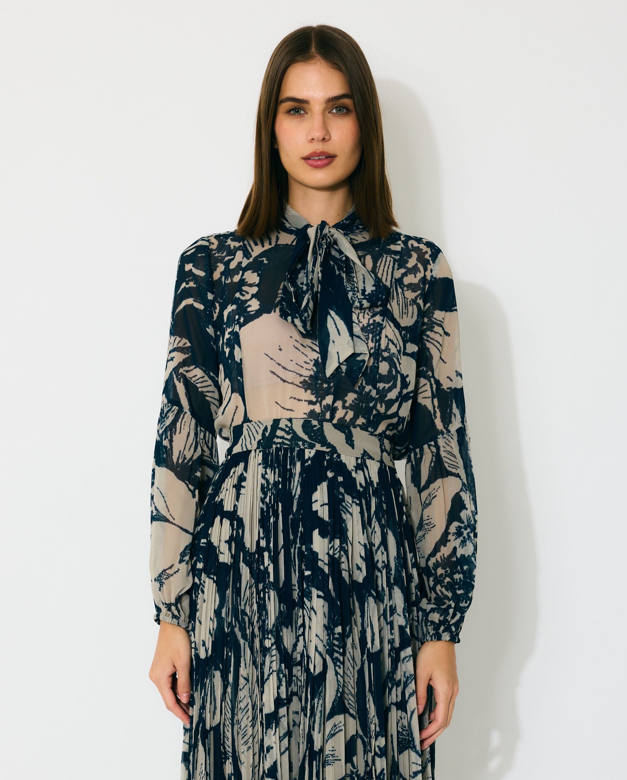 BLUE AND BEIGE FLORAL BOW TIE SHIRT