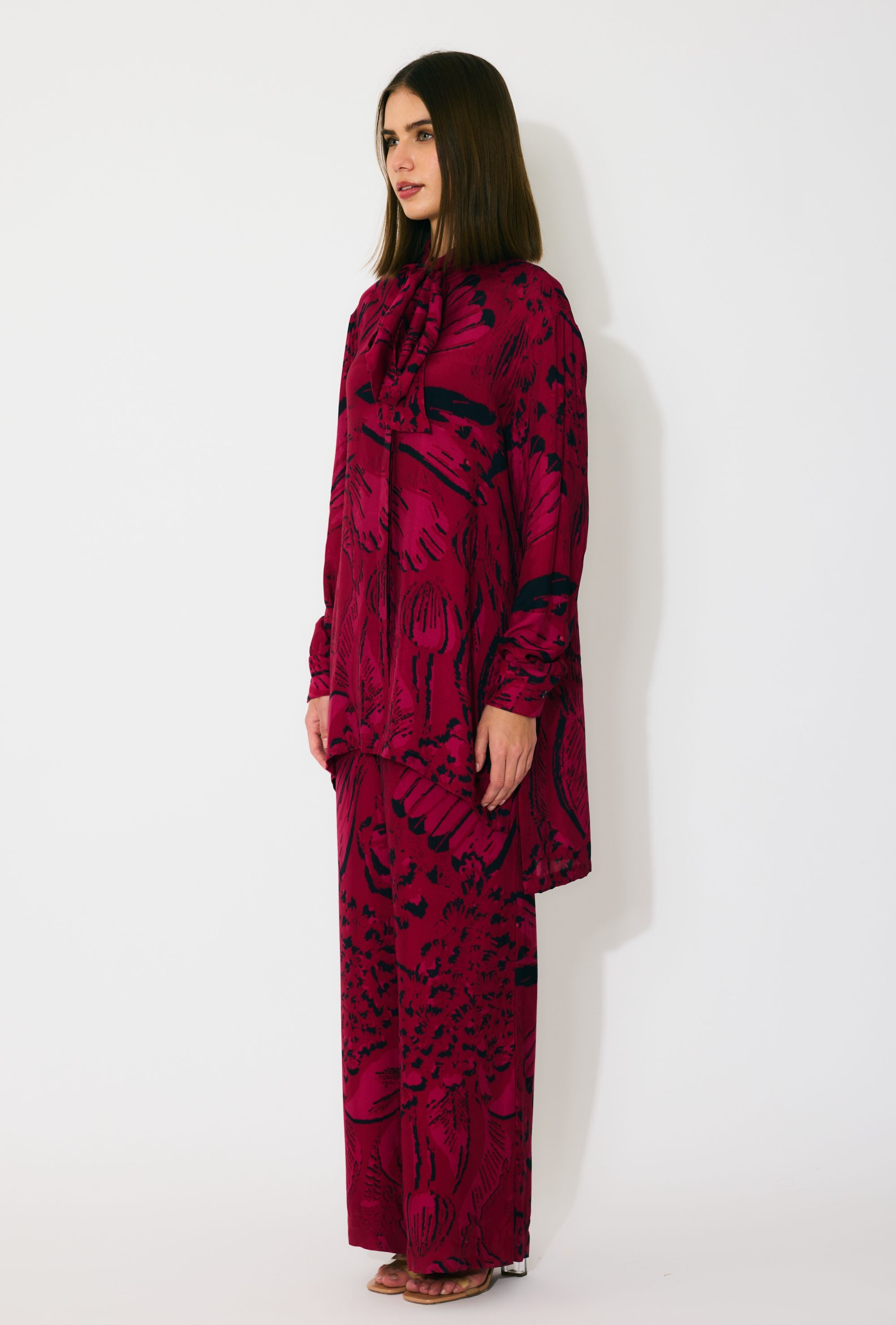 HOT PINK AND BLACK FLORAL BOW TIE SHIRT