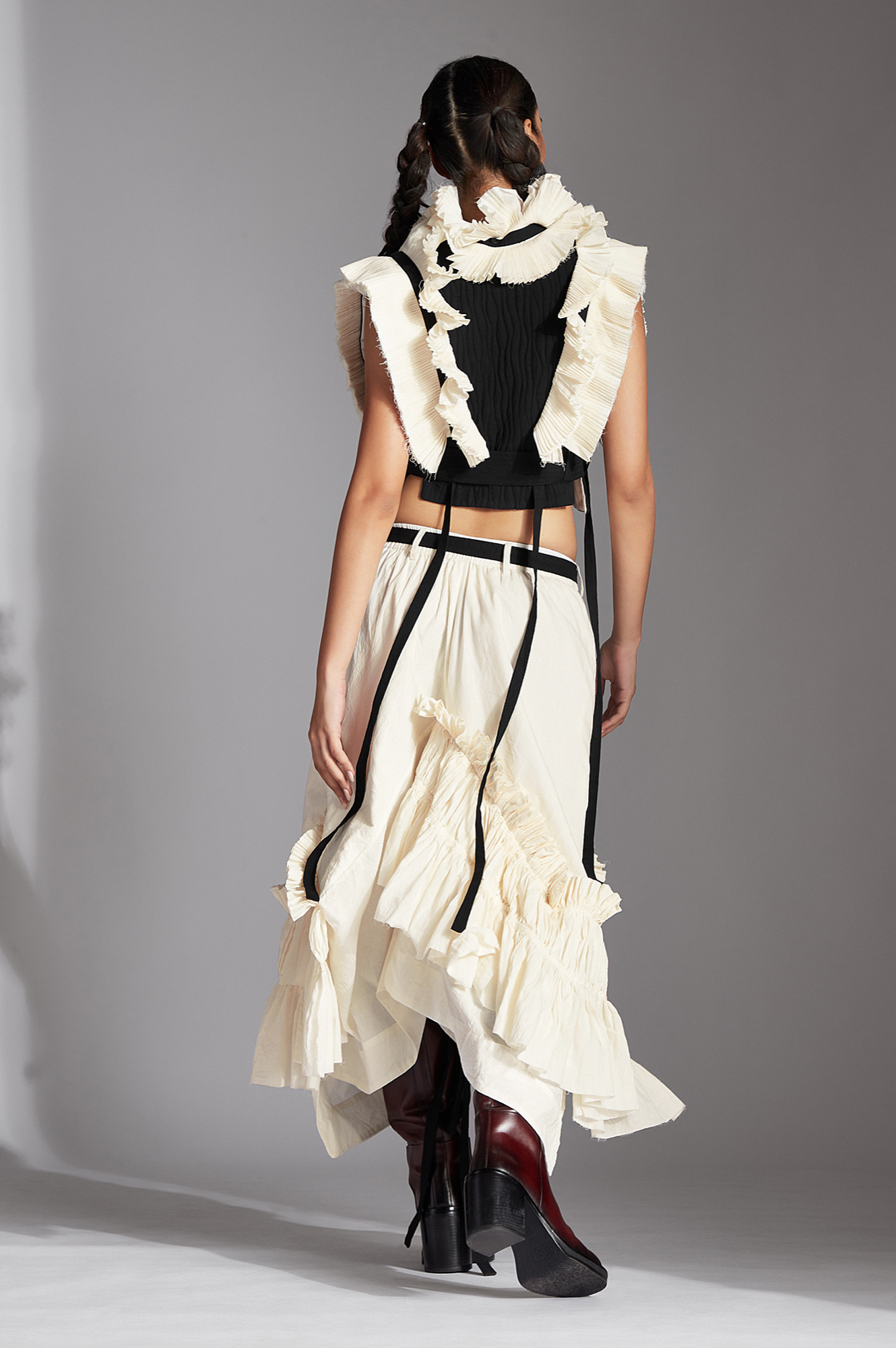 Riel Jacket in Black