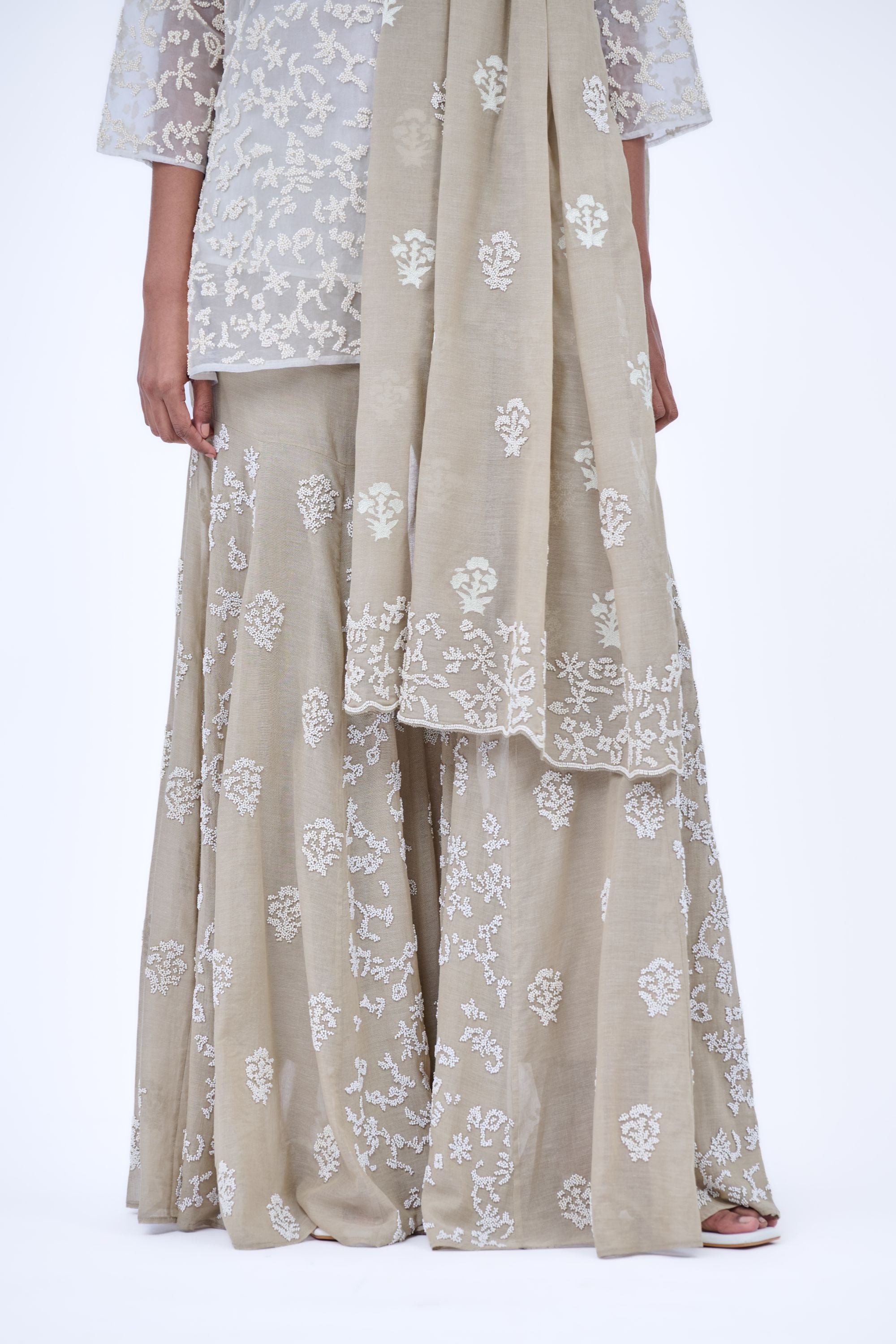 Ecru Ec Silk Organza Cape