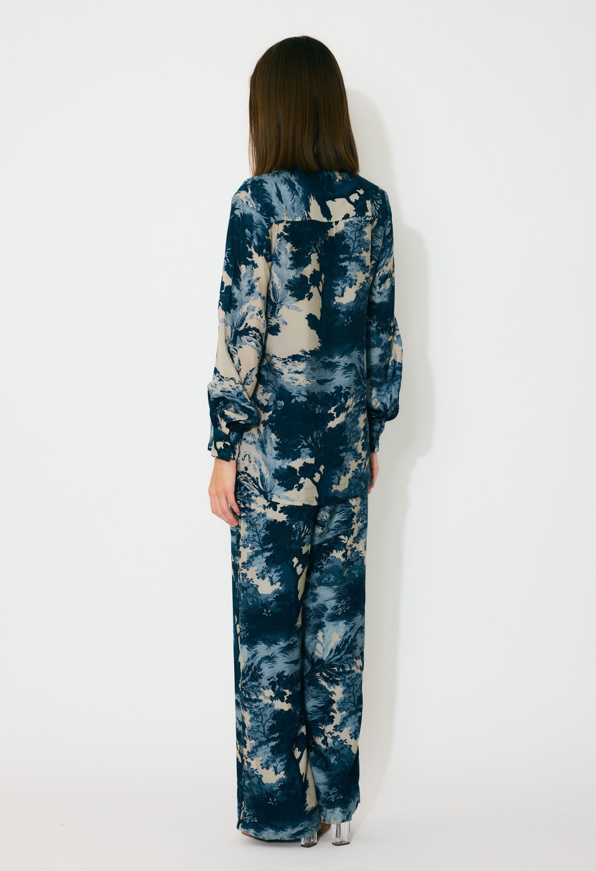 BLUE, INDIGO AND BEIGE TOILE PRINT SHIRT