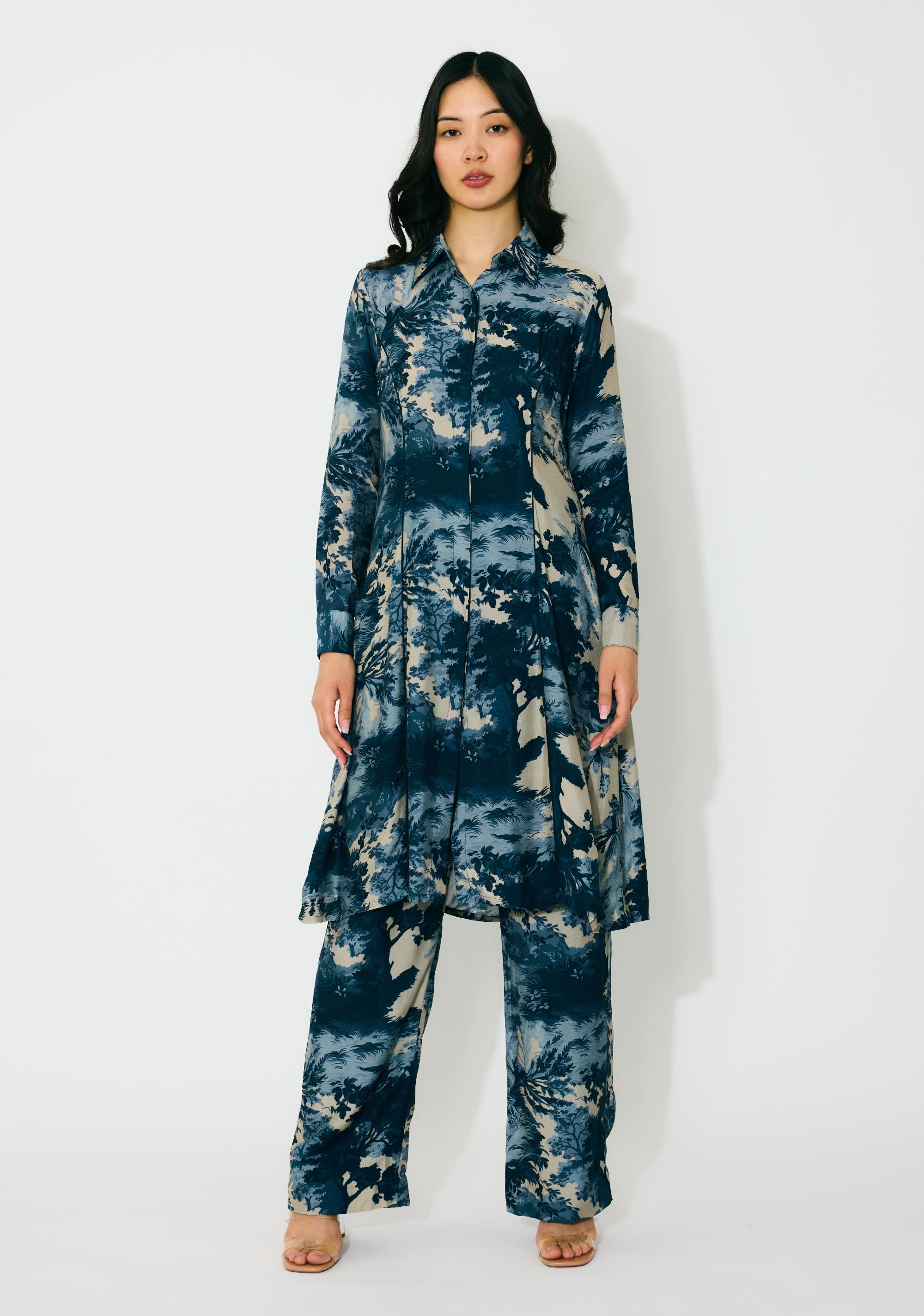 BLUE, INDIGO AND BEIGE TOILE PRINT LONG SHIRT