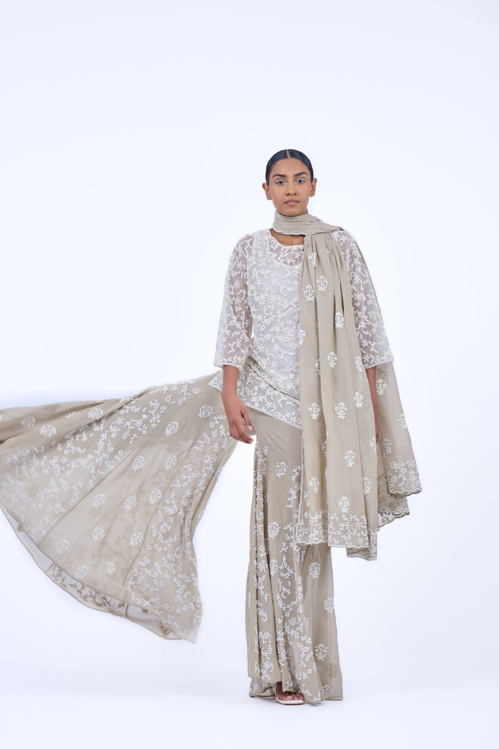 Ecru Ec Silk Organza Cape
