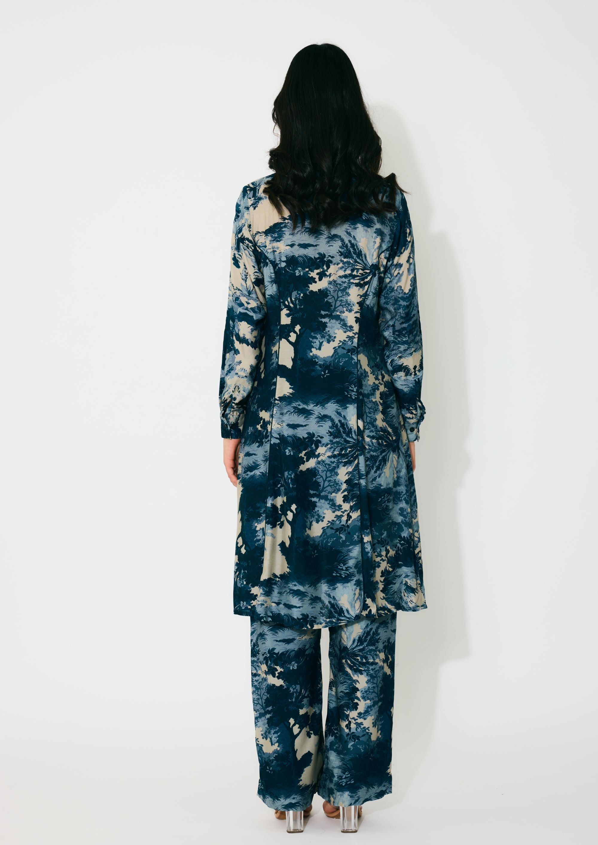 BLUE, INDIGO AND BEIGE TOILE PRINT LONG SHIRT