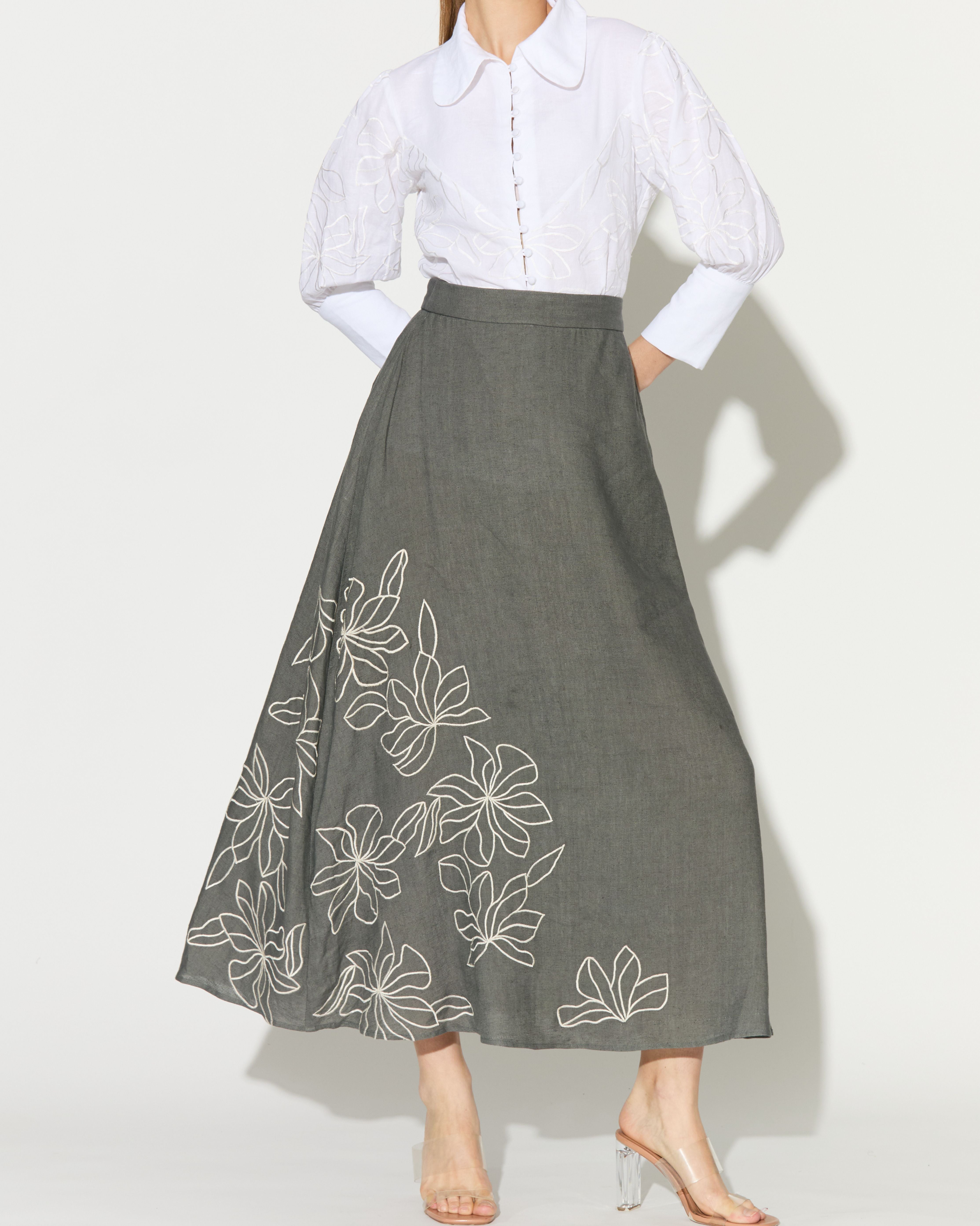 GREY EMBROIDERED SKIRT