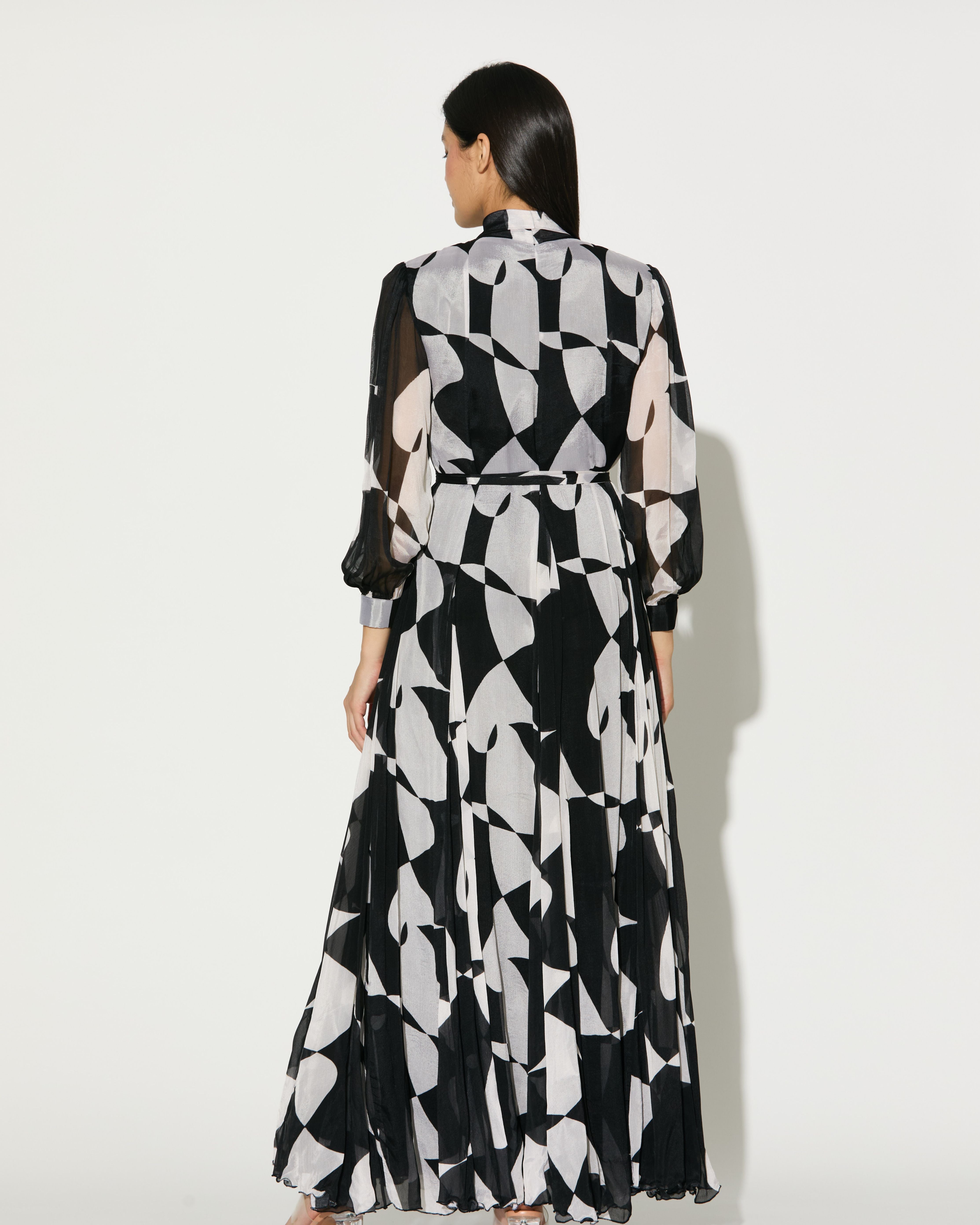 BLACK AND WHITE ABSTRACT LONG DRESS