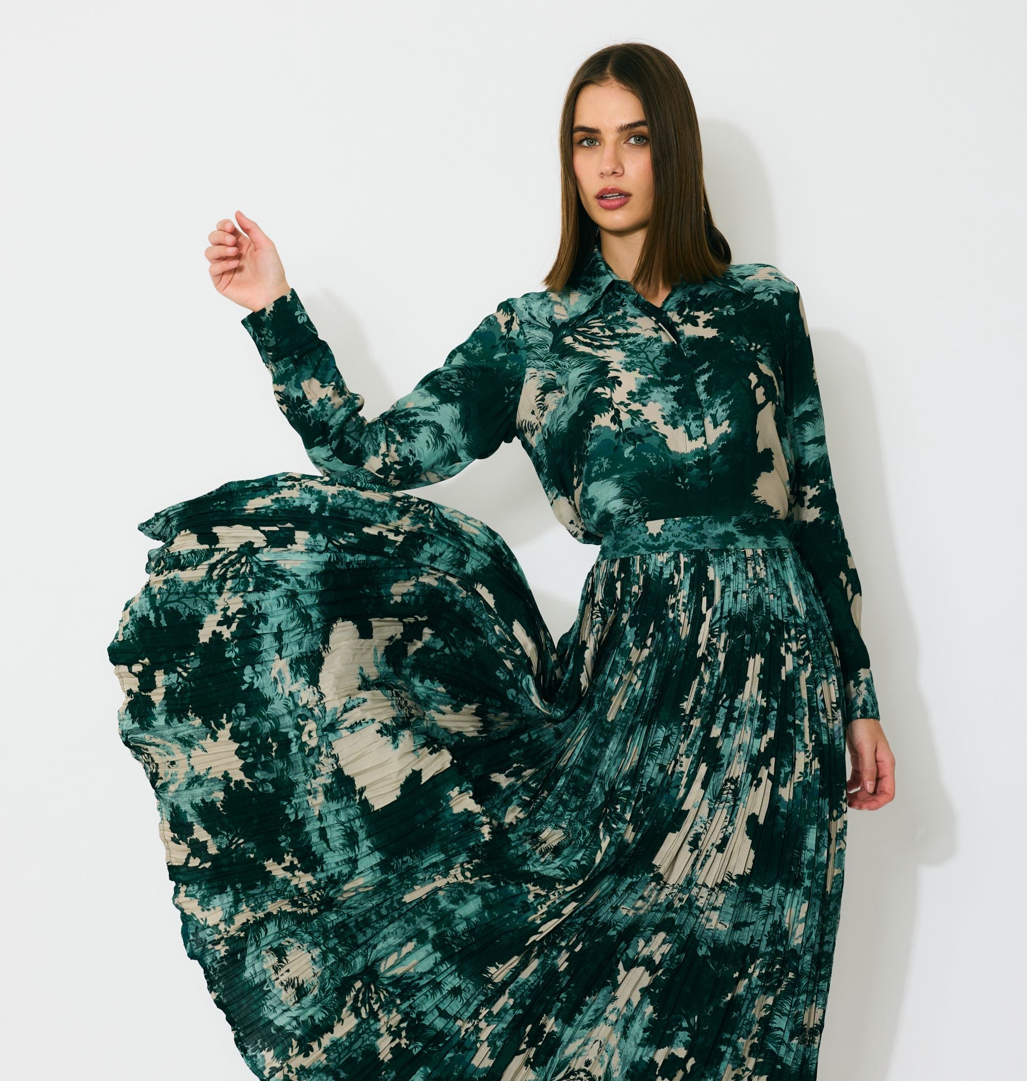 DARK GREEN, MINT AND BEIGE TOIL PRINT CRINKLED SKIRT