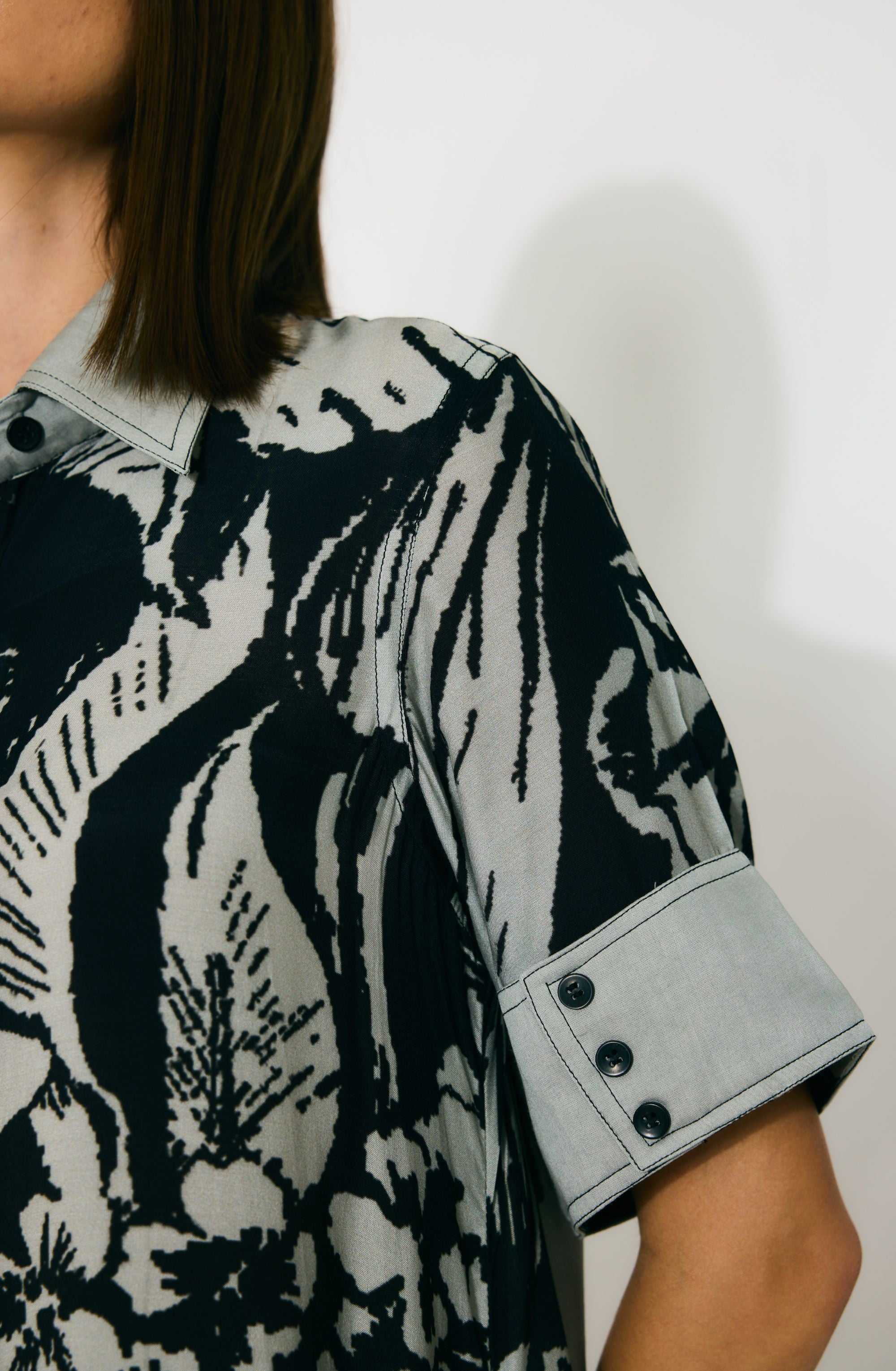 GREY AND BLACK FLORAL SHIRT DRESS