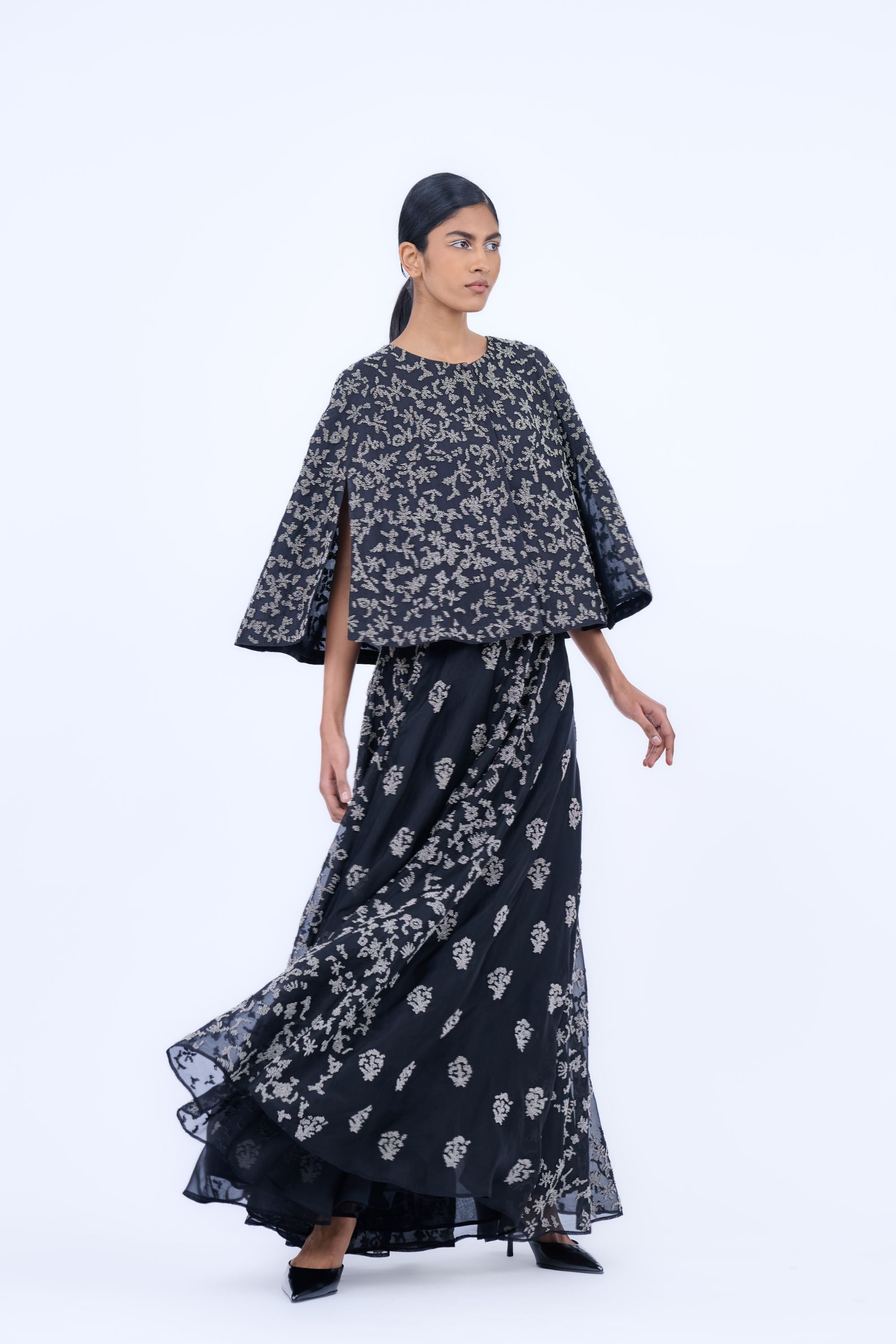 Black Slv Silk Organza Cape