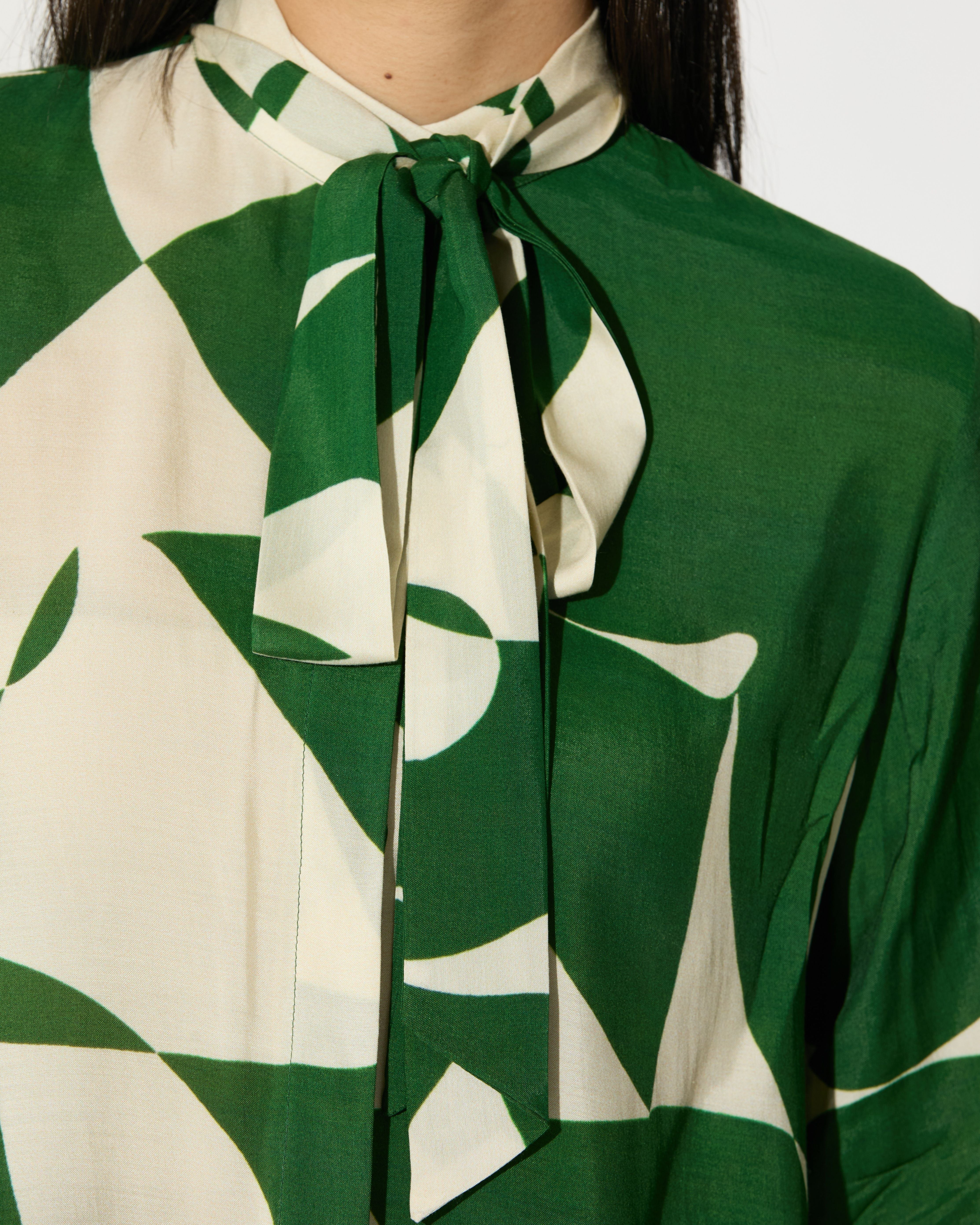 GREEN AND WHITE ABSTRACT BOW TIE SHIRT