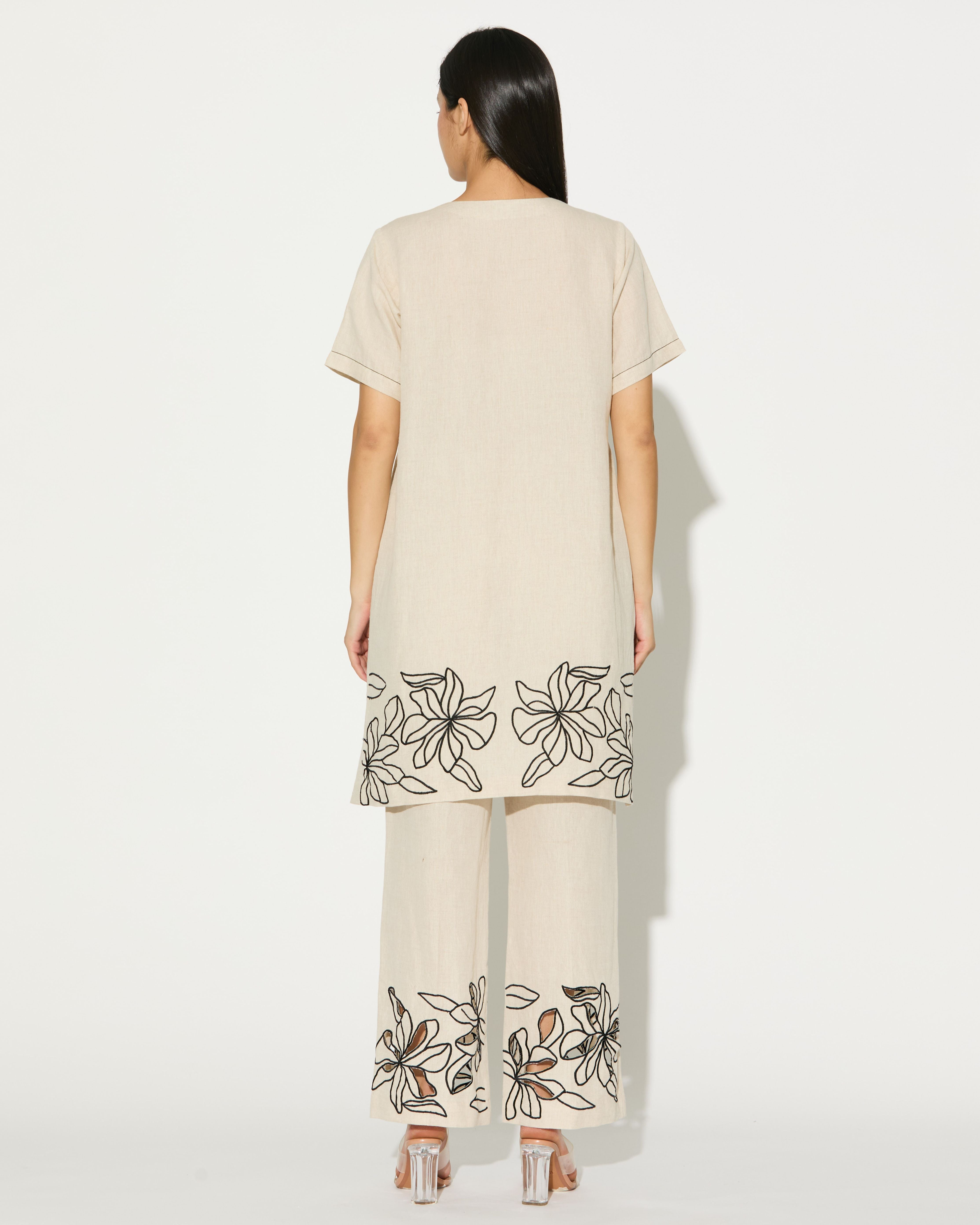 CREAM EMBROIDERED PANTS