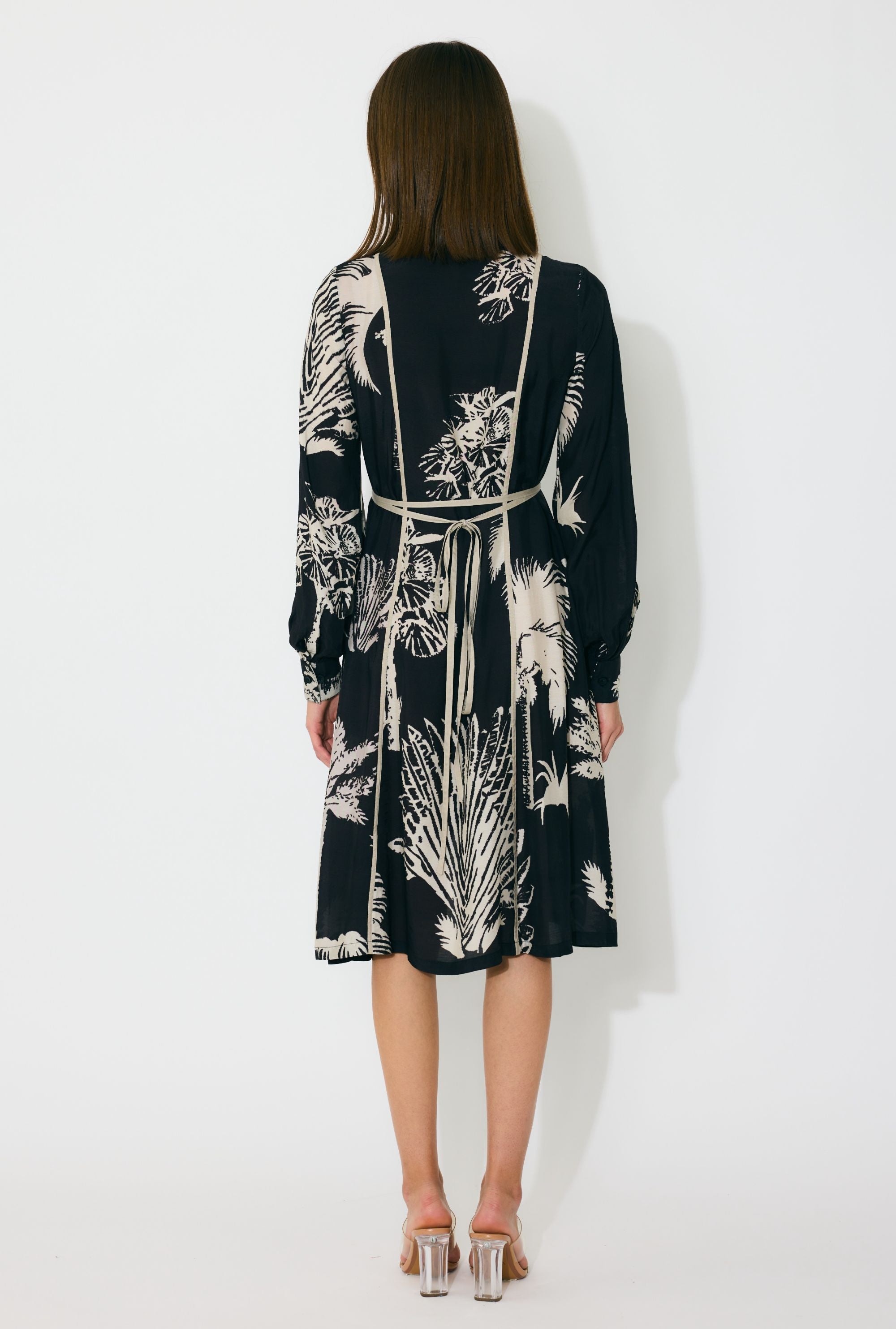 BLACK AND BEIGE FLORAL SHIRT DRESS