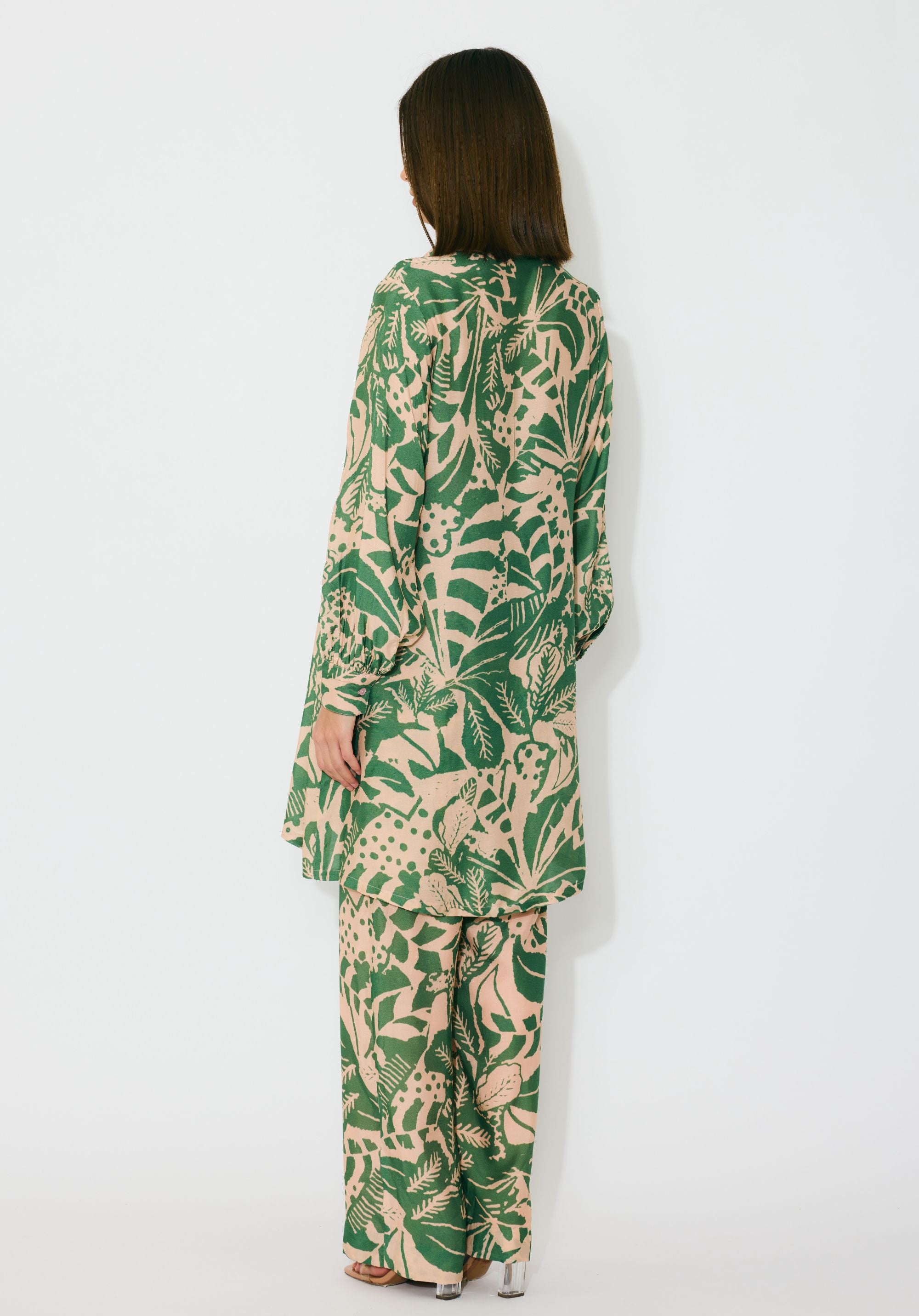 PEACH AND GREEN SHIRT