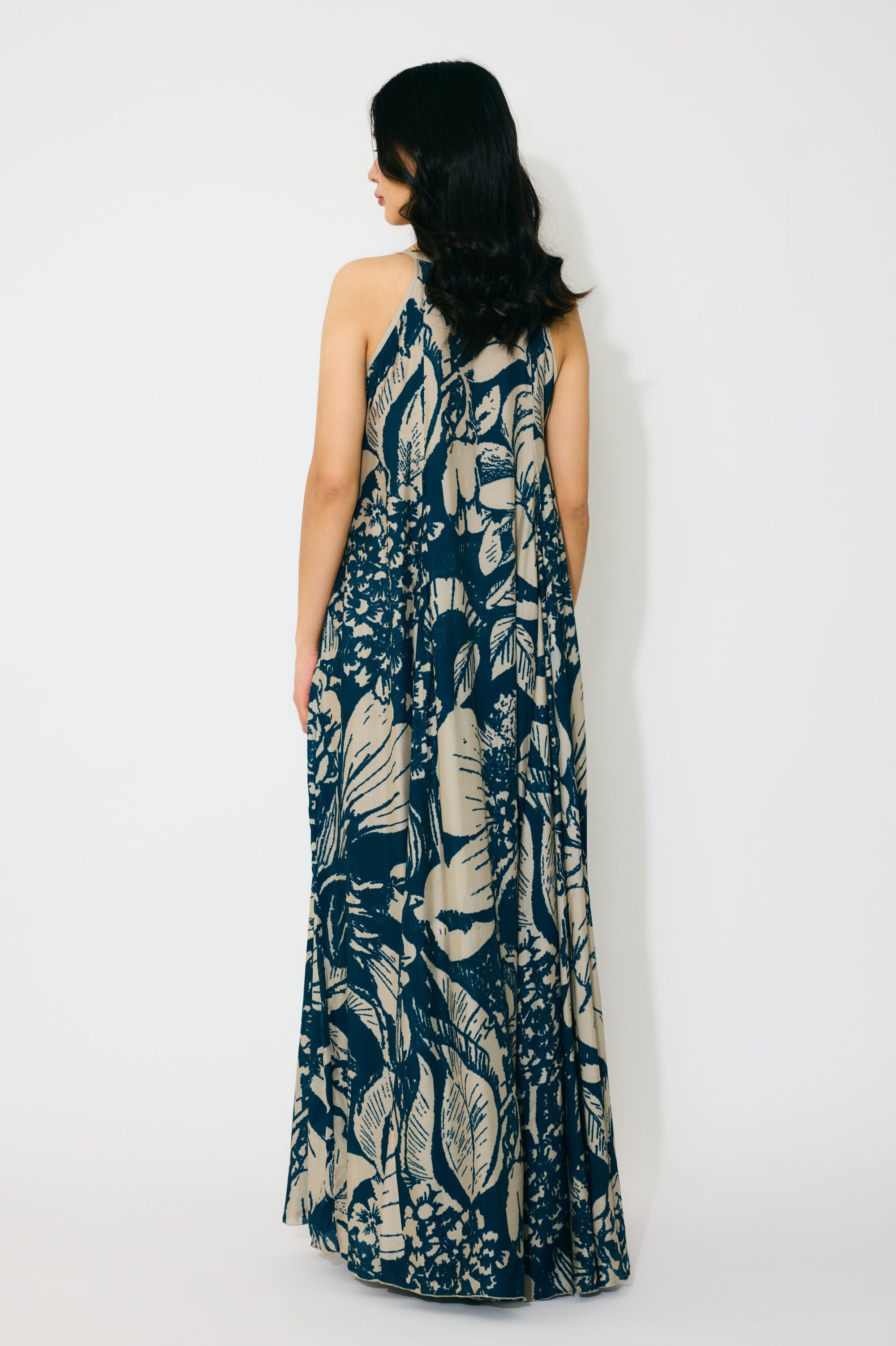 BLUE AND BEIGE FLORAL SLEEVELESS LONG DRESS