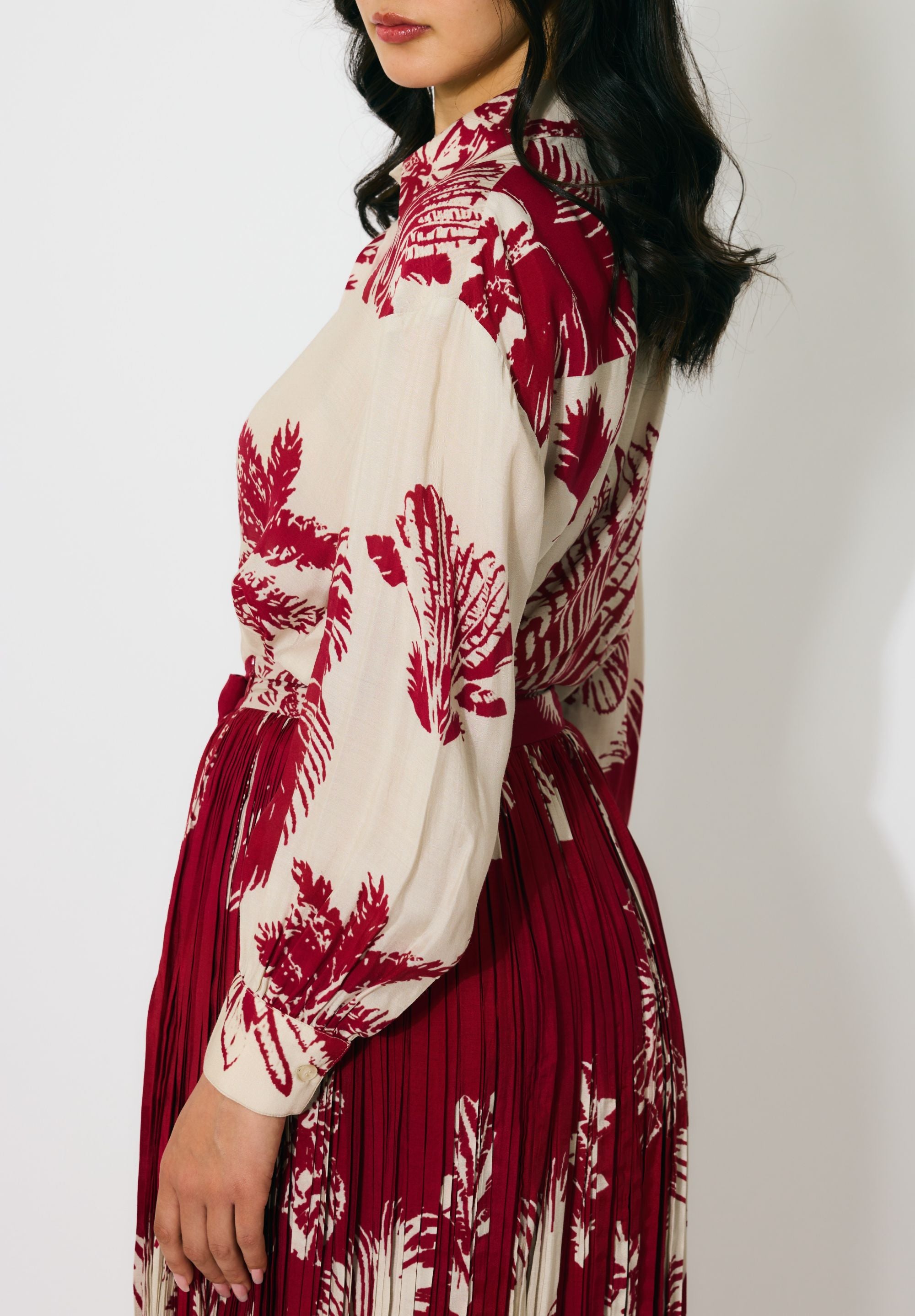 BEIGE AND RED FLORAL SHIRT