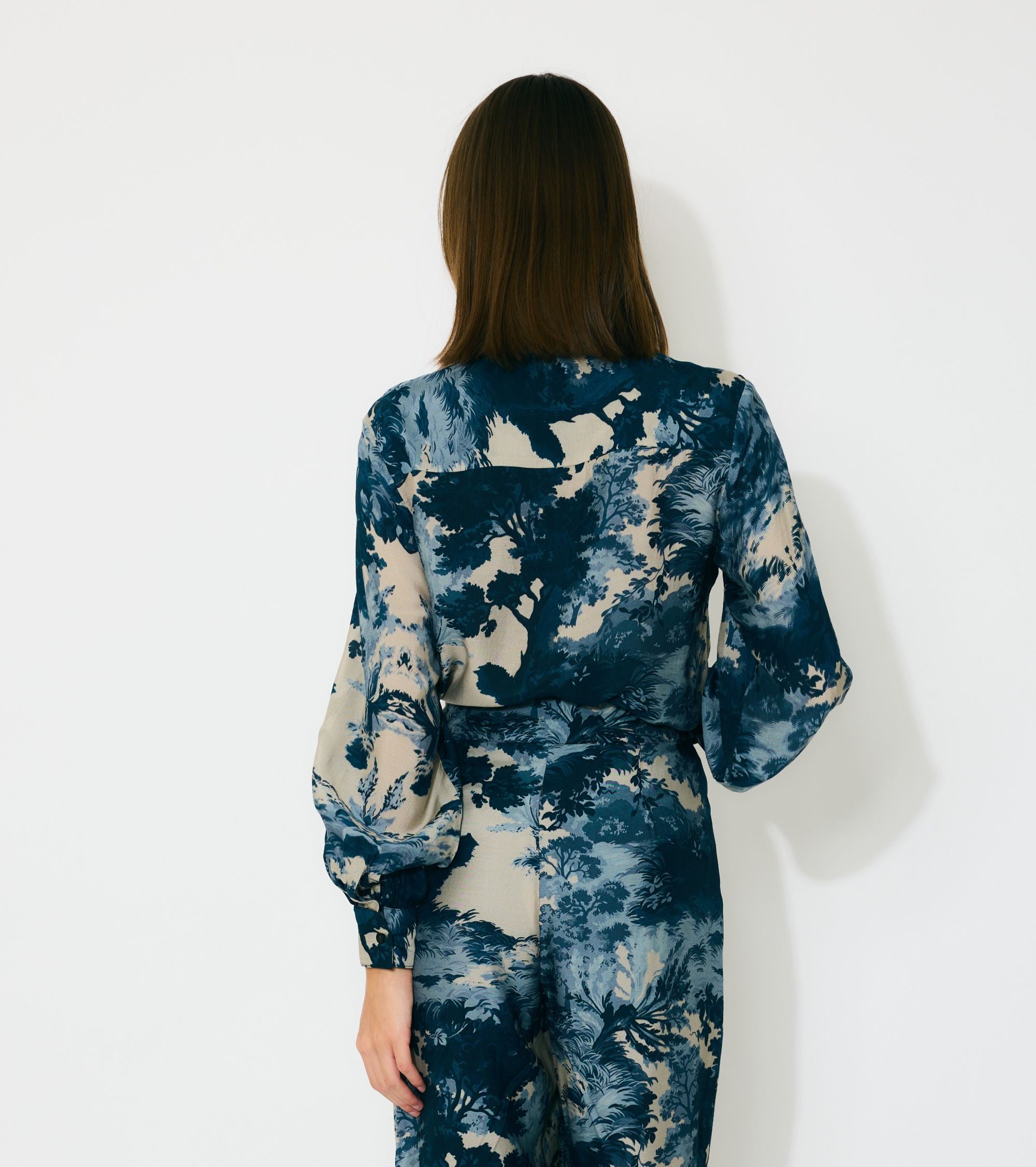 BLUE, INDIGO AND BEIGE TOILE PRINT SHIRT