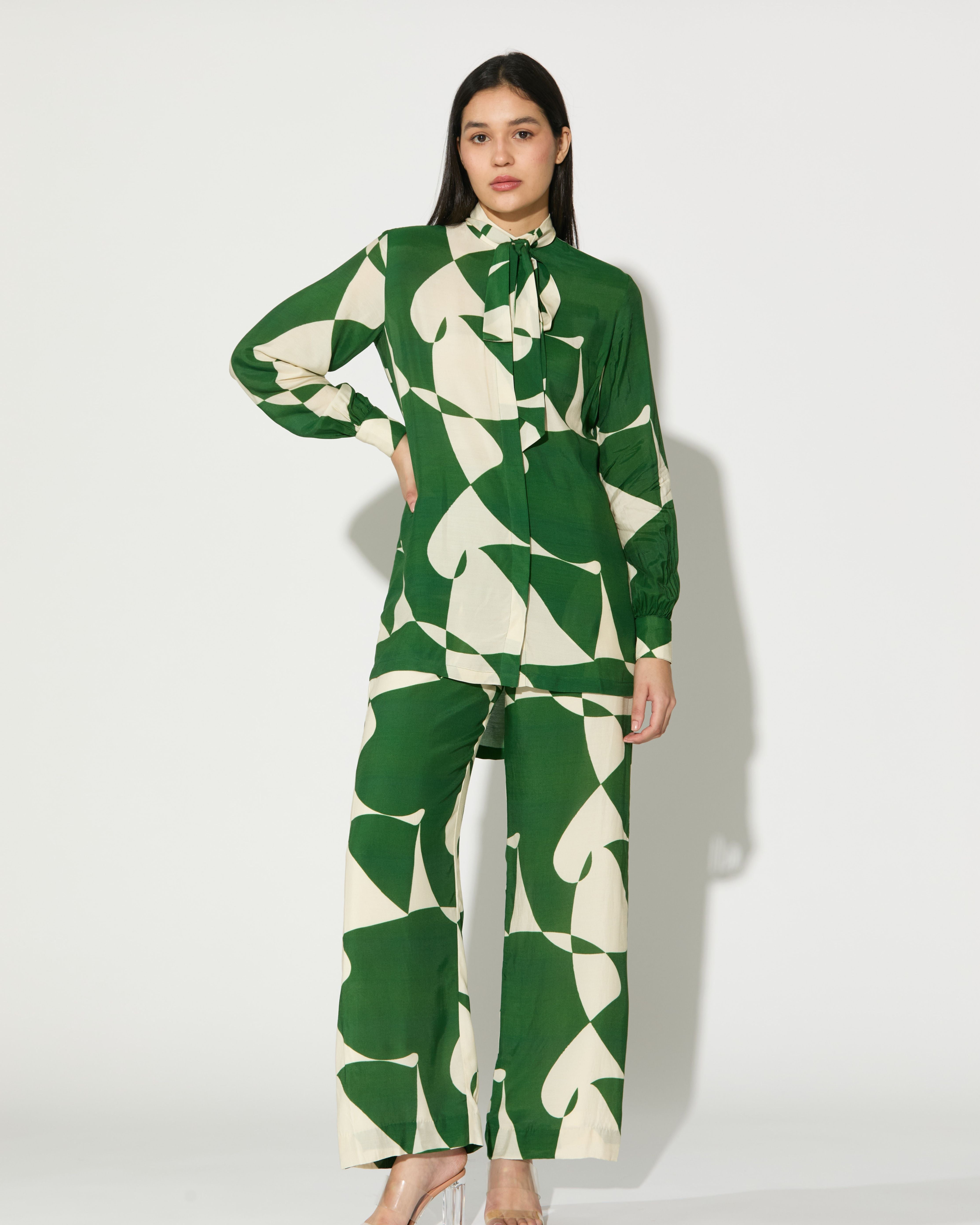 GREEN AND WHITE ABSTRACT BOW TIE SHIRT