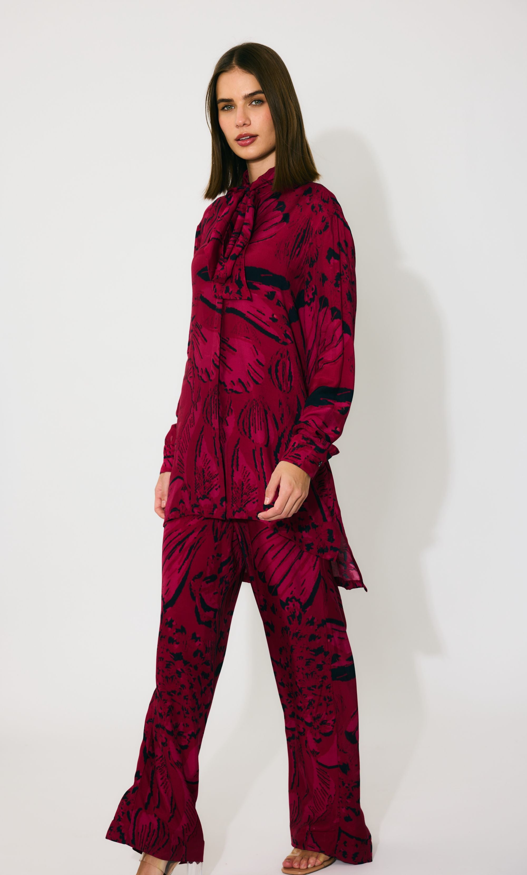 HOT PINK AND BLACK FLORAL BOW TIE SHIRT