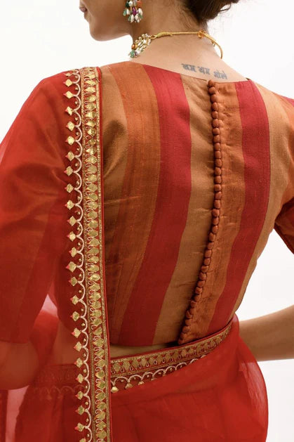 Aarti Sethia red gota patti border saree set