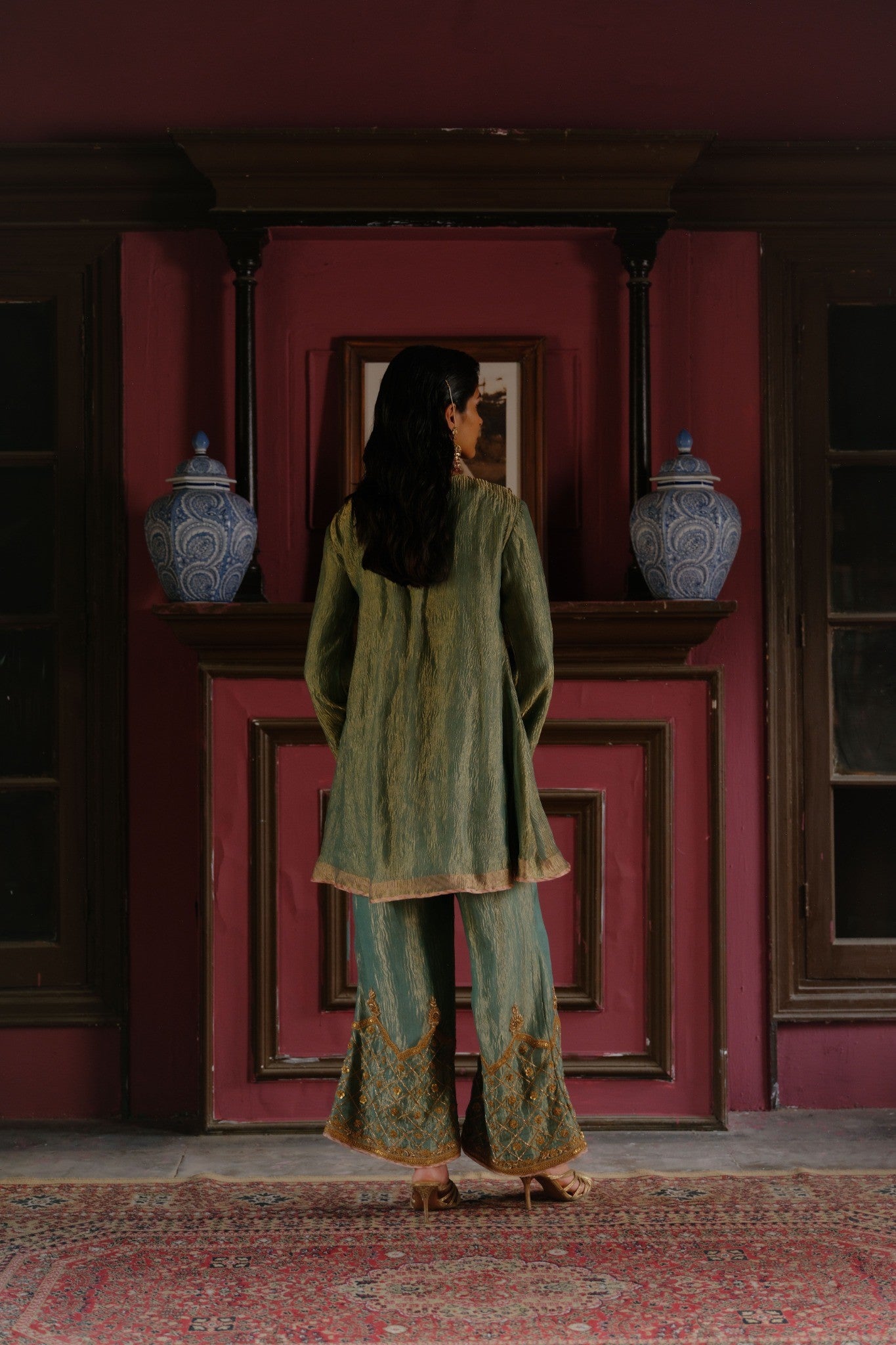 KESARI KURTA PANT DUPATTA SET