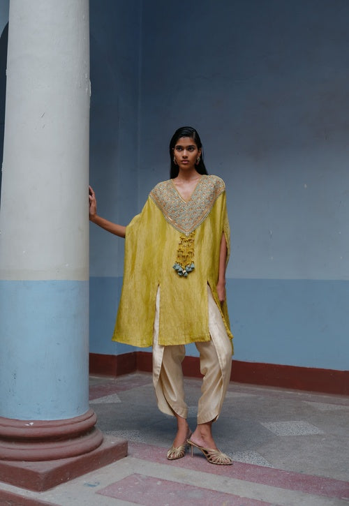 NANDANI KURTA AND DHOTI SET