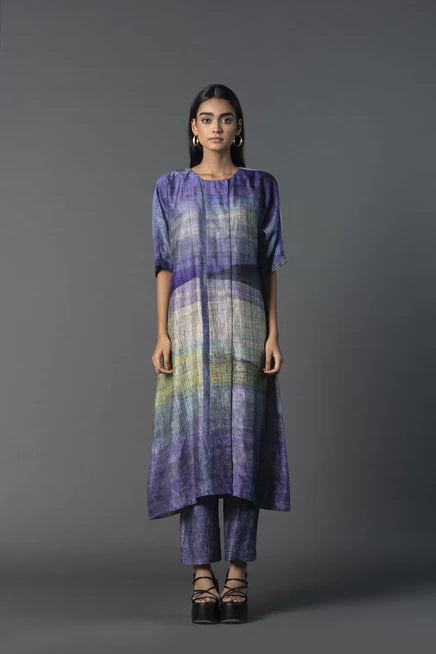 Array straight round neck ombre kurta with pants