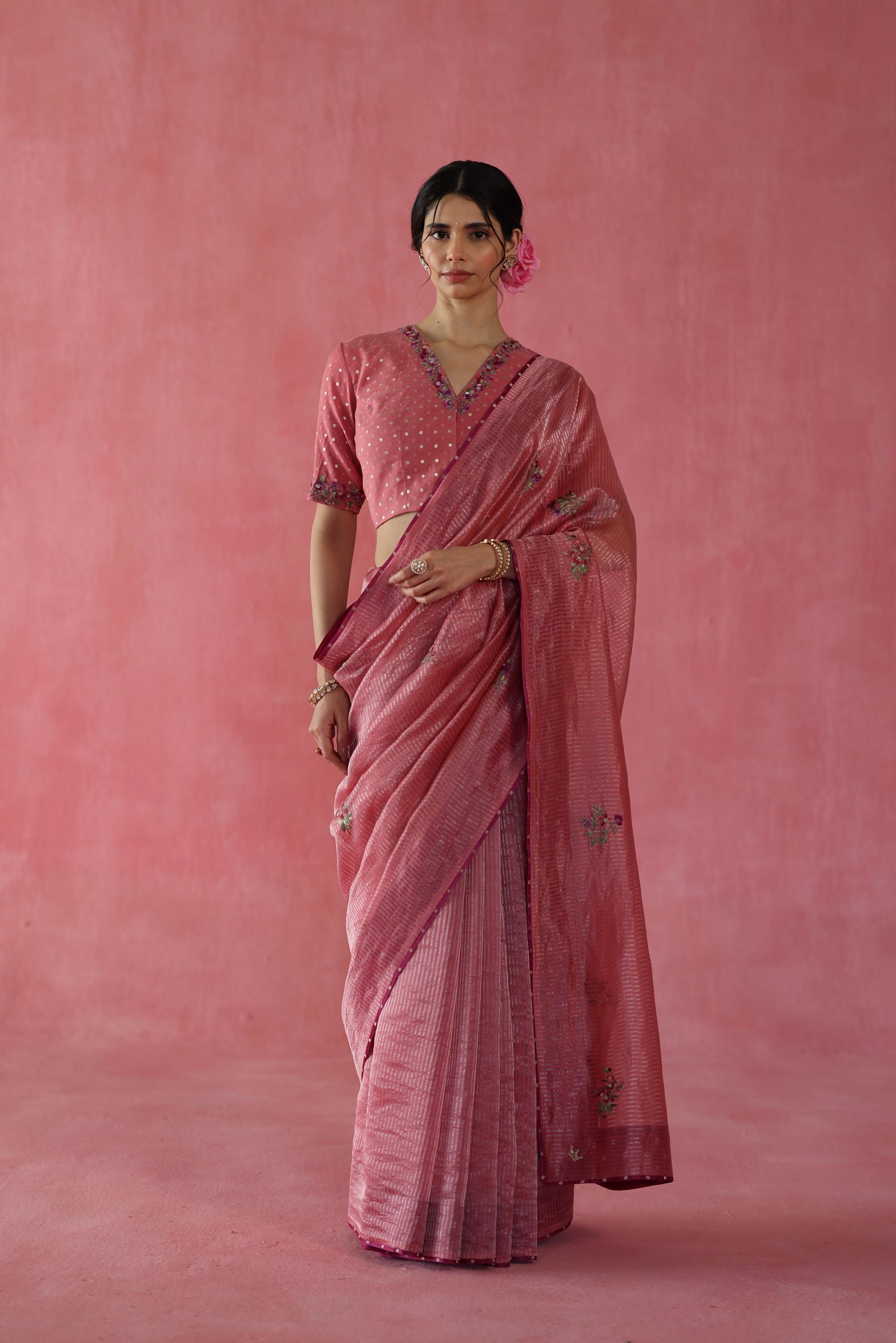 Anjeer Saree